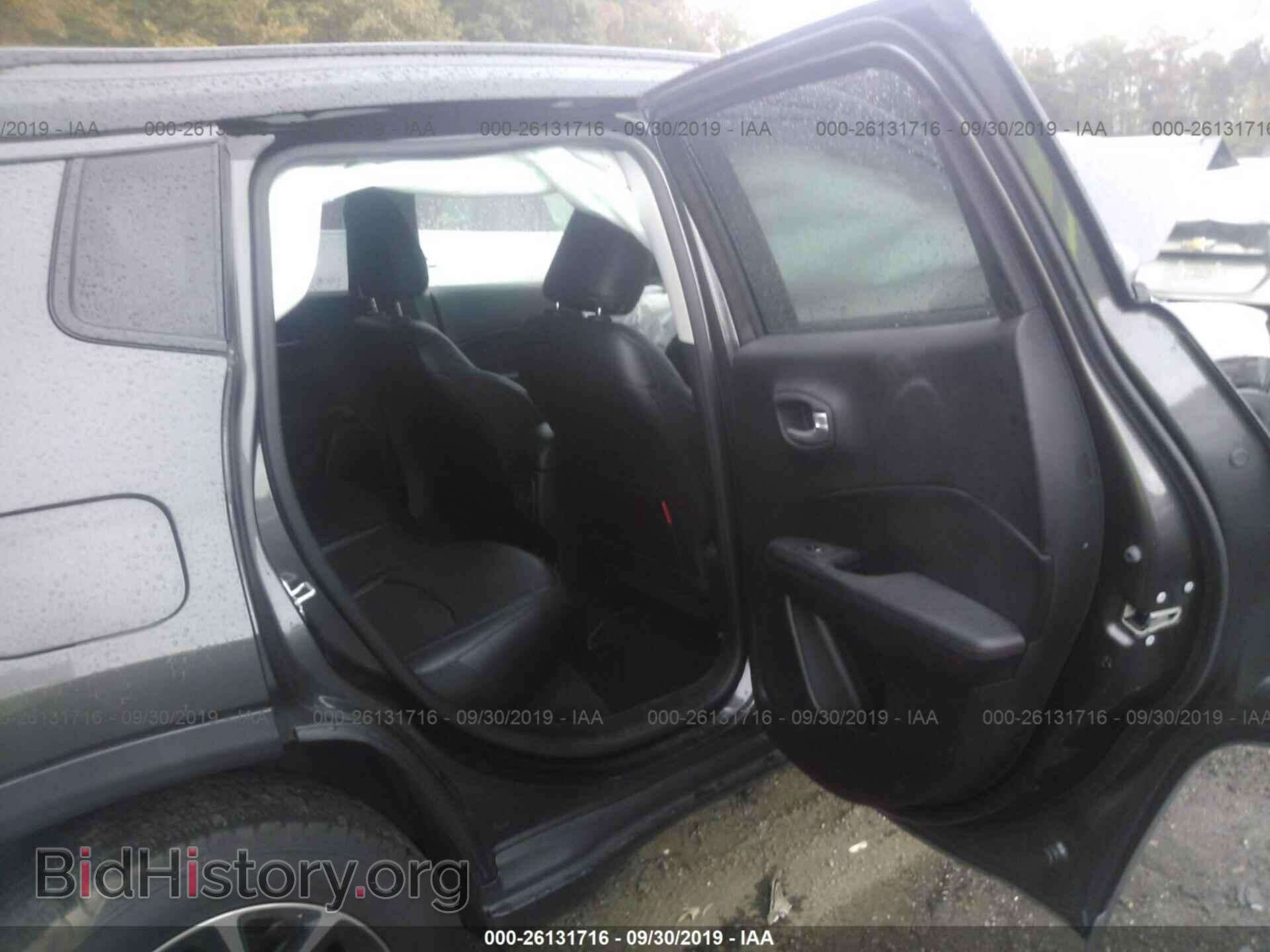 2019 JEEP COMPASS - VIN: 3C4NJDDB0KT630385 - Фото 8