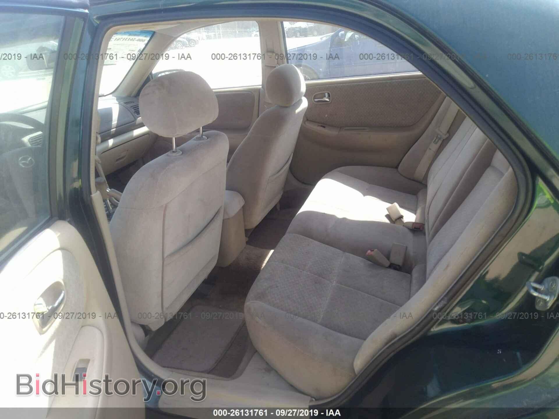 2000 MAZDA 626 - VIN: 1YVGF22C0Y5124455 - Фото 8
