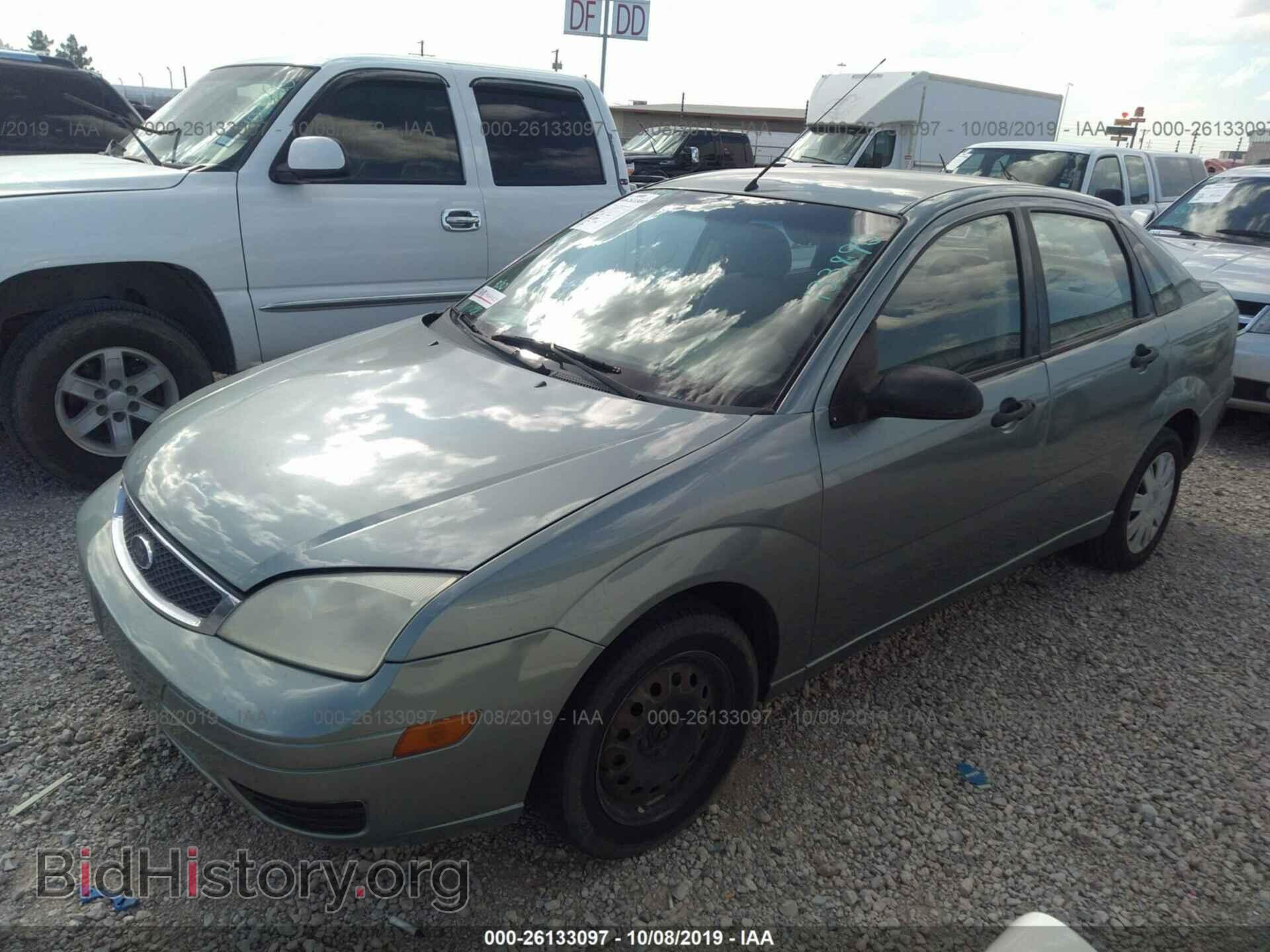 2005 FORD FOCUS - VIN: 1FAFP34NX5W133890 - Фото 2