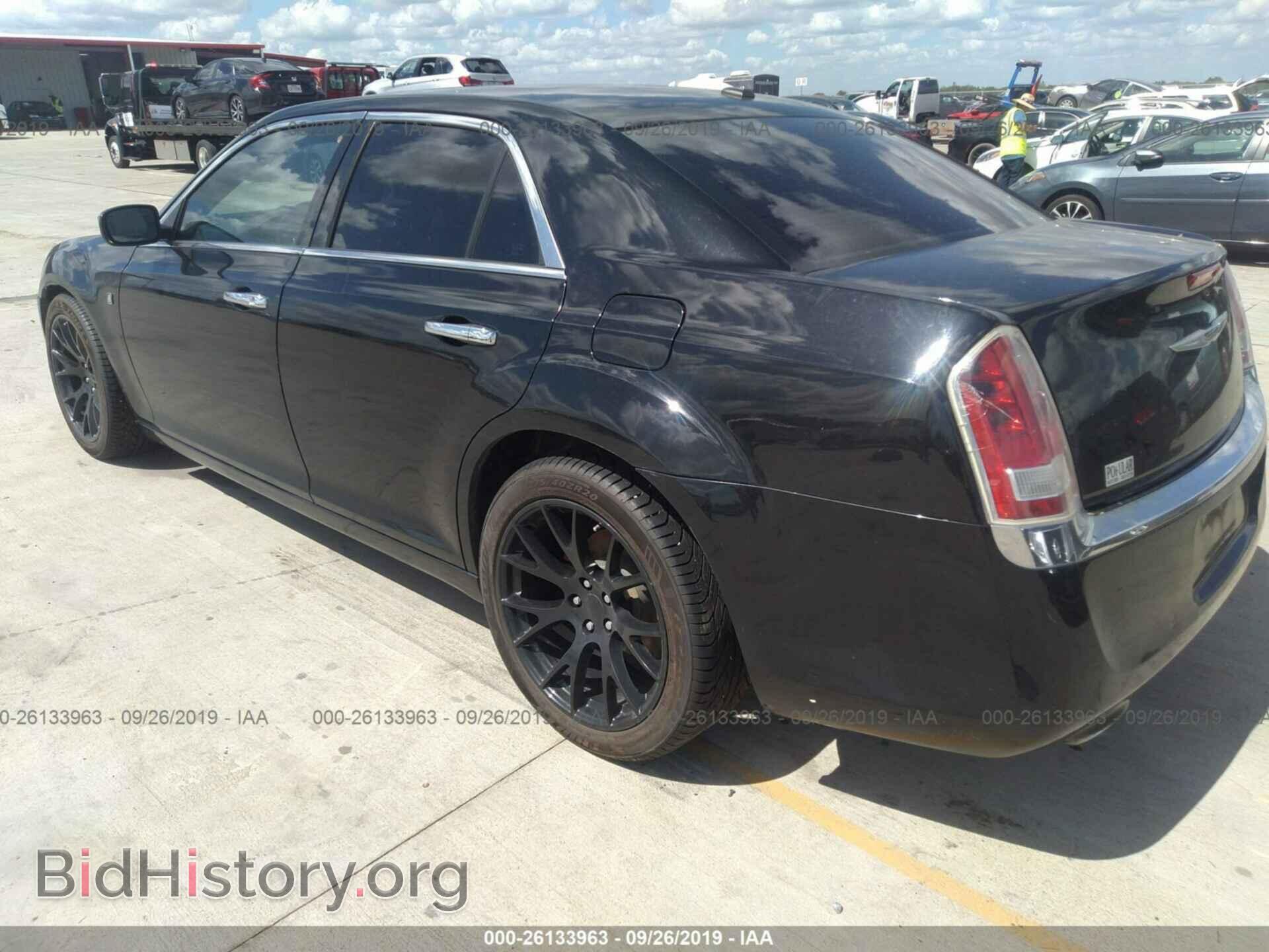 2013 CHRYSLER 300 - VIN: 2C3CCAAG7DH697582 - Photo 3