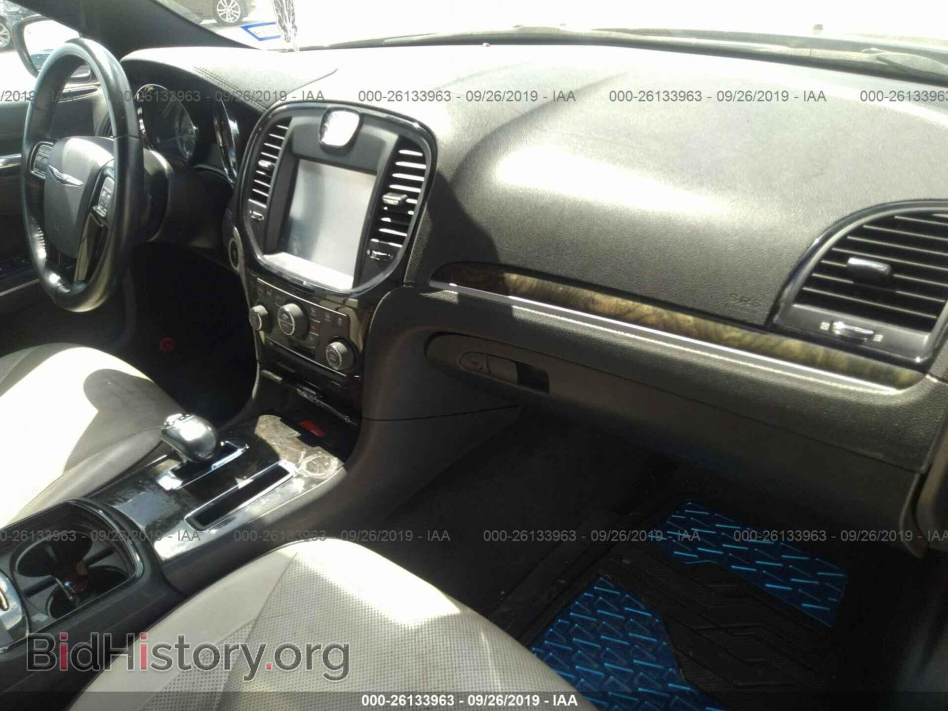 2013 CHRYSLER 300 - VIN: 2C3CCAAG7DH697582 - Photo 5