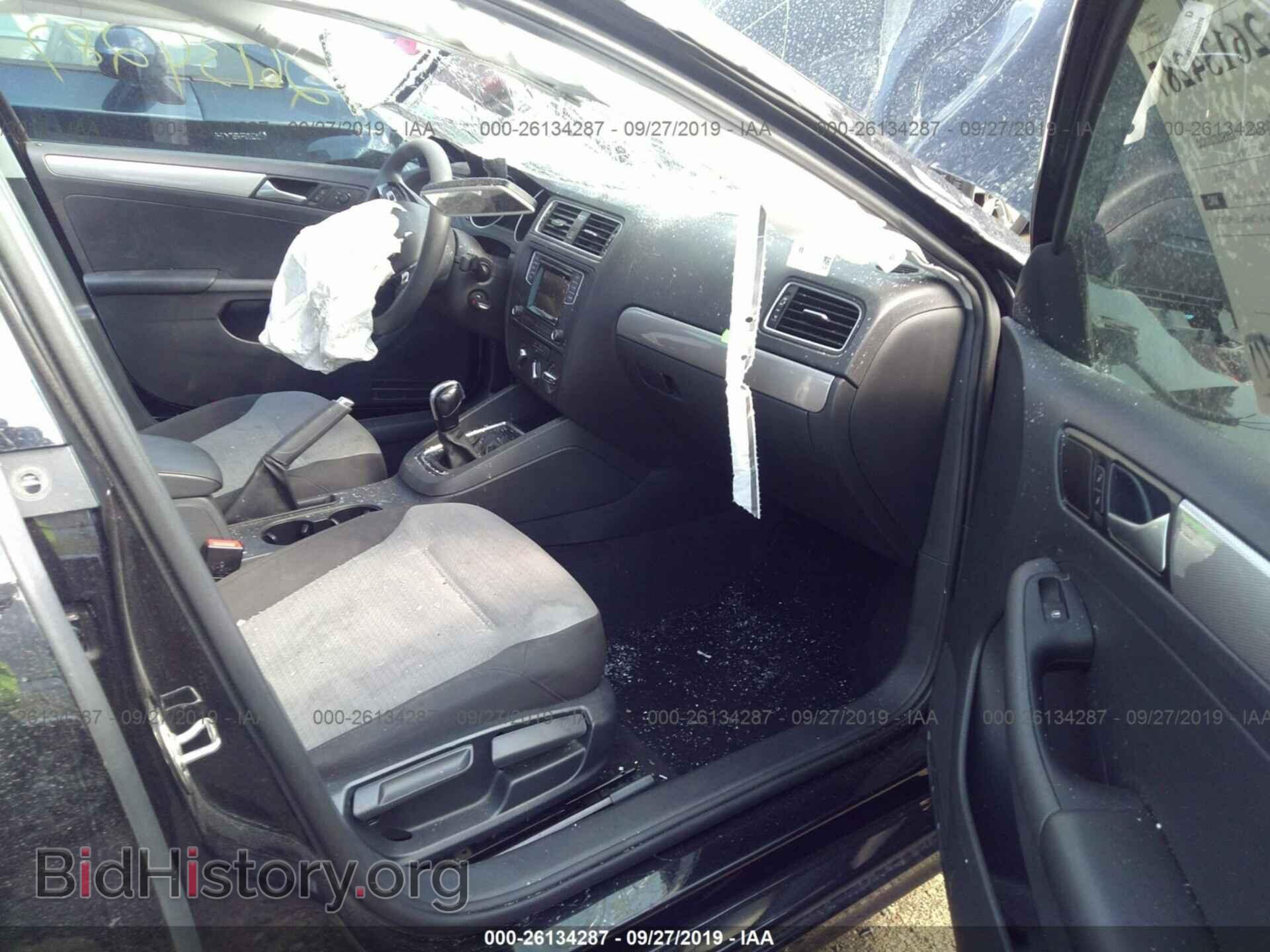 2017 VOLKSWAGEN JETTA - VIN: 3VW2B7AJ5HM377240 - Photo 5