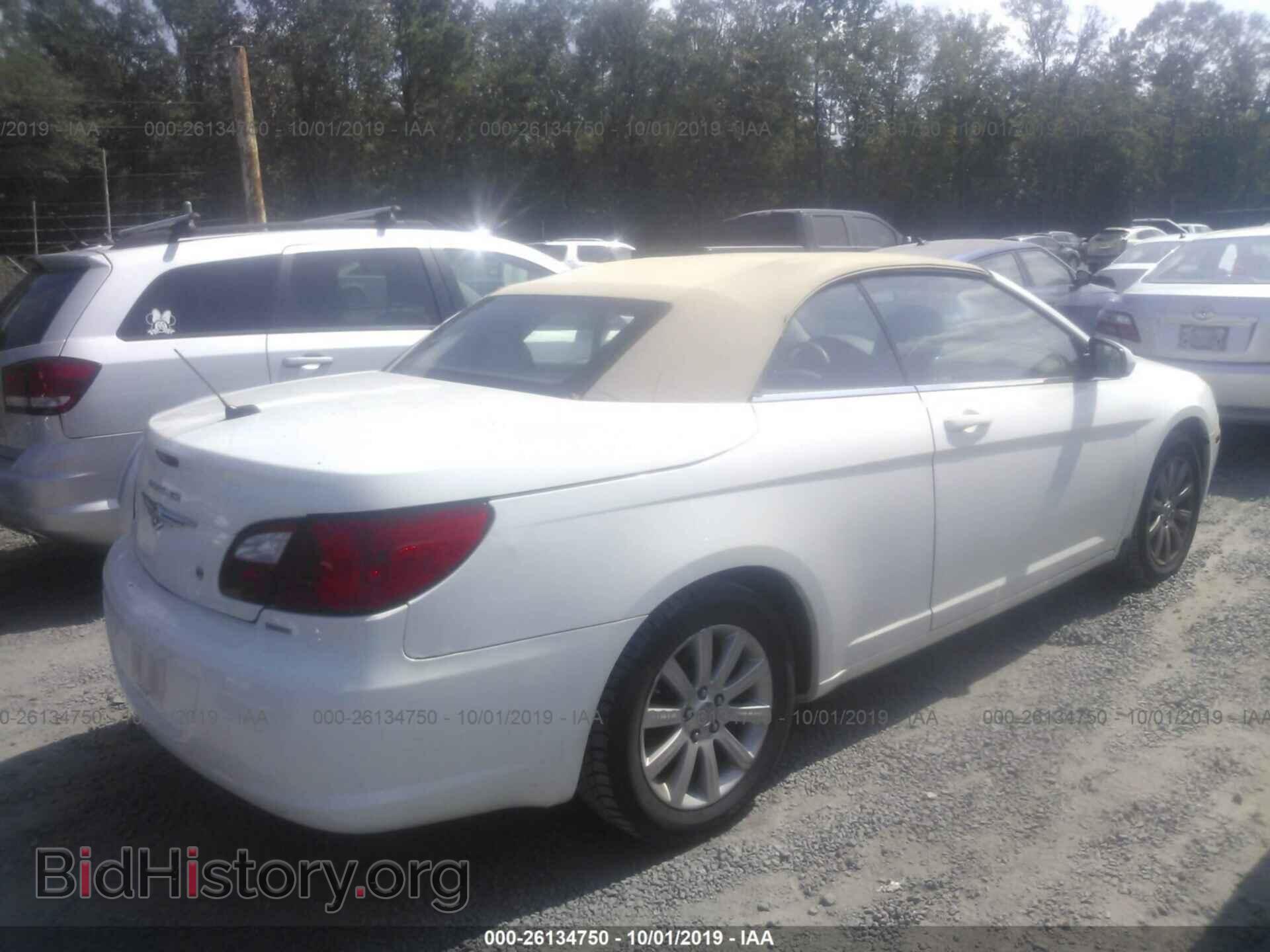 2010 CHRYSLER SEBRING - VIN: 1C3BC5ED3AN156227 - Фото 4