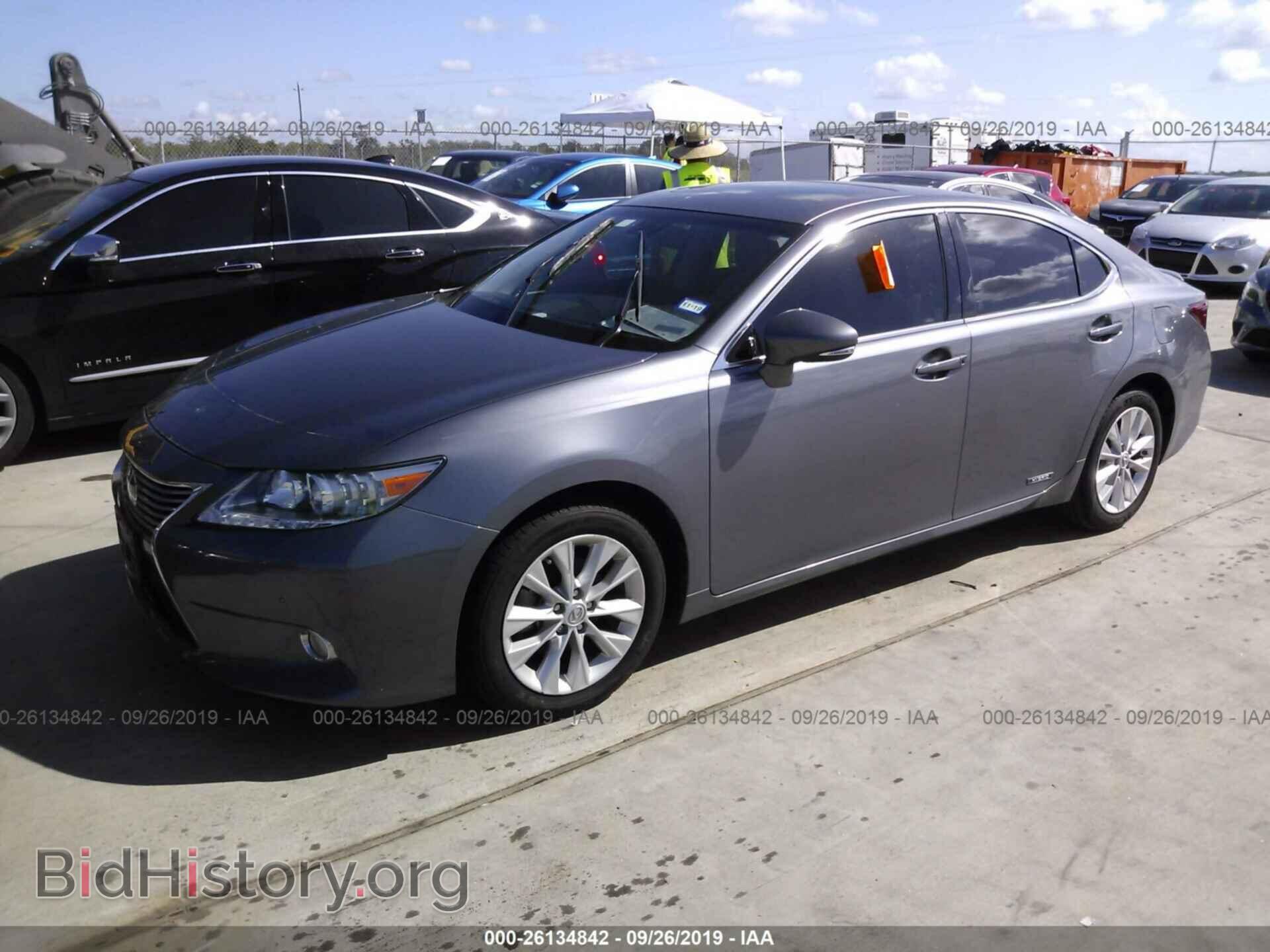 2013 LEXUS ES - VIN: JTHBW1GG9D2033300 - Photo 2