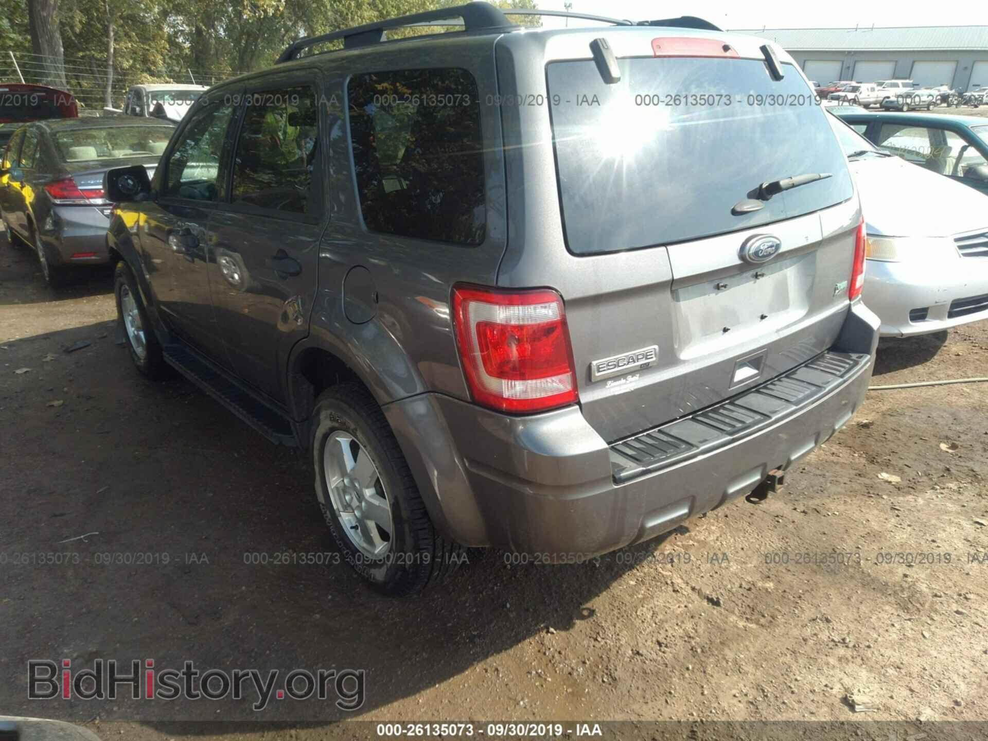 2011 FORD ESCAPE - VIN: 1FMCU9DG9BKB96858 - Photo 3