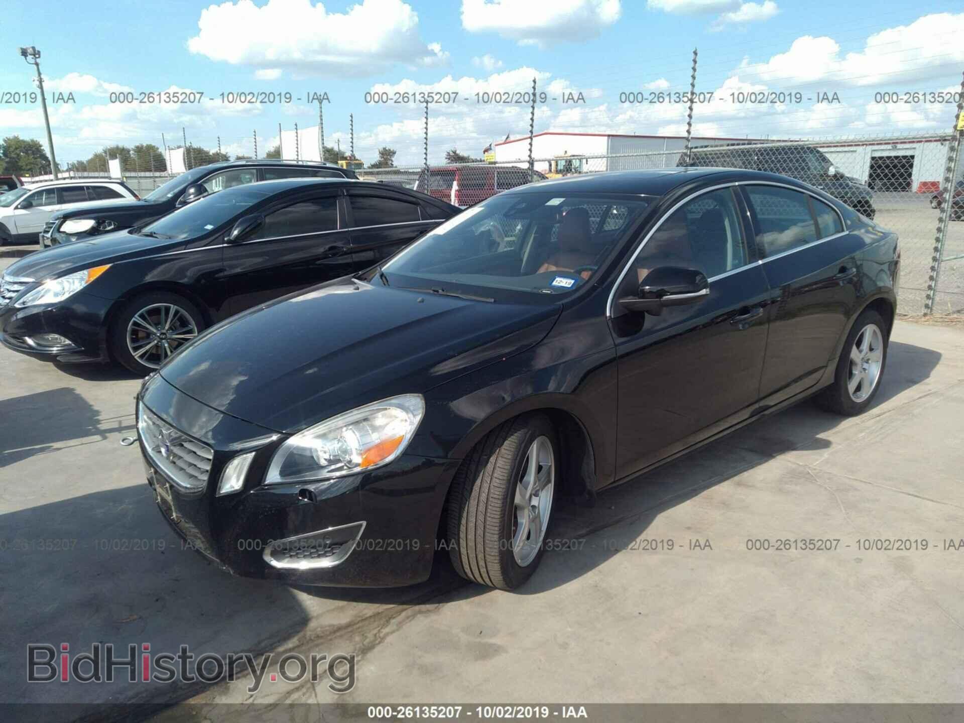 2013 VOLVO S60 - VIN: YV1612FSXD2201730 - Фото 2