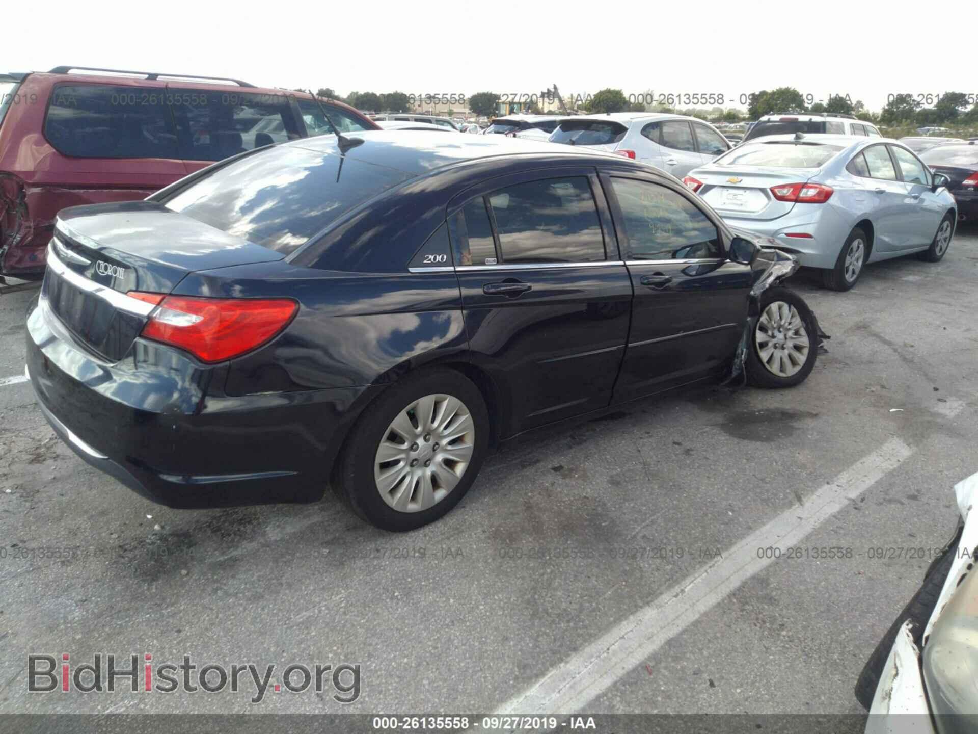 2011 CHRYSLER 200 - VIN: 1C3BC4FB3BN558001 - Фото 4