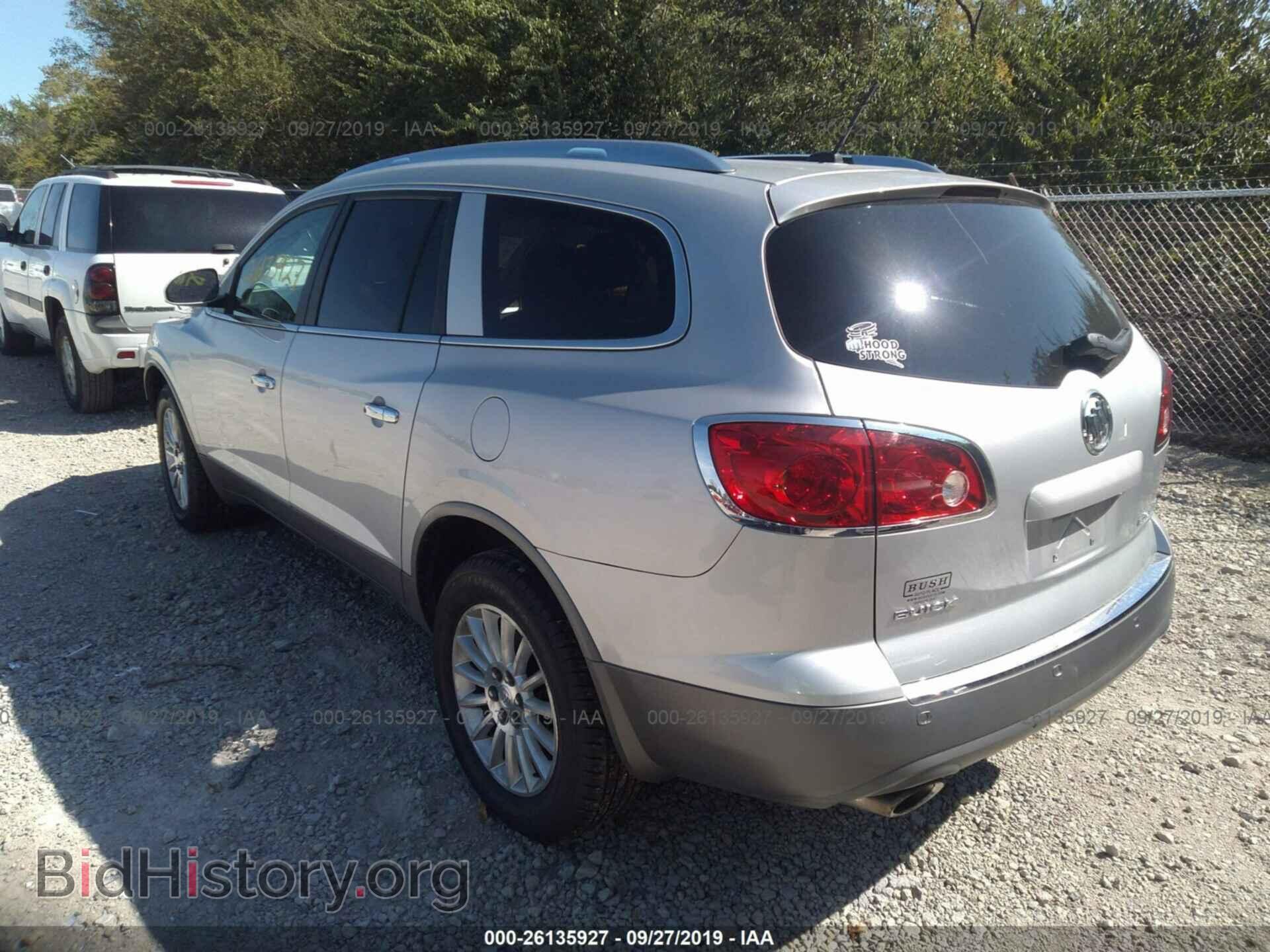 2011 BUICK ENCLAVE - VIN: 5GAKRAED1BJ336755 - Фото 3