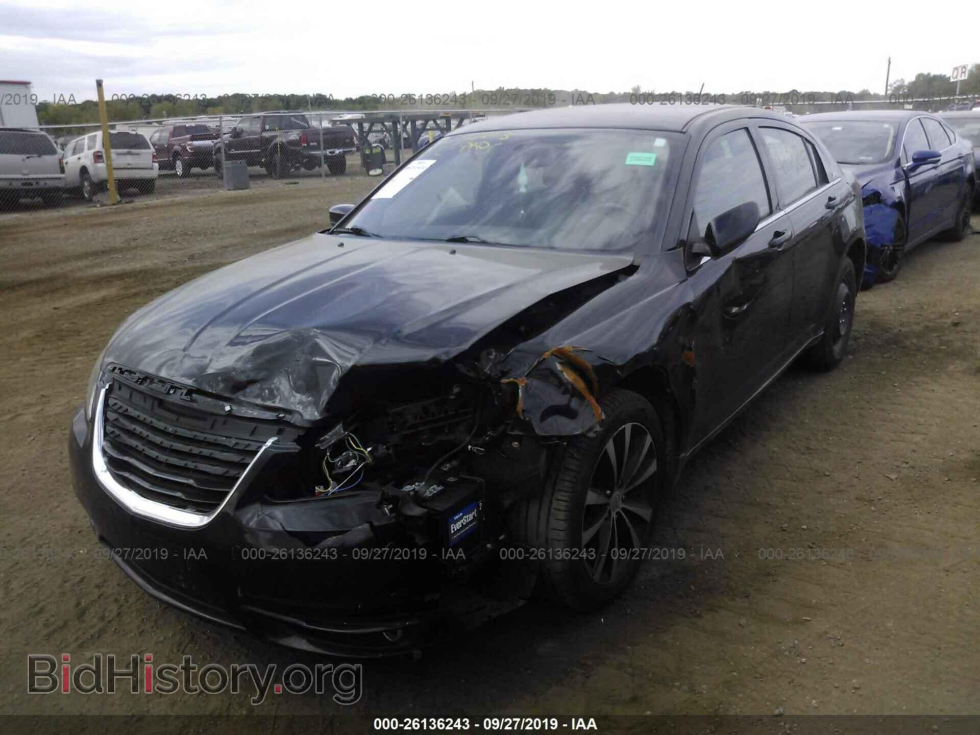 2012 CHRYSLER 200 - VIN: 1C3CCBHG7CN122531 - Photo 2