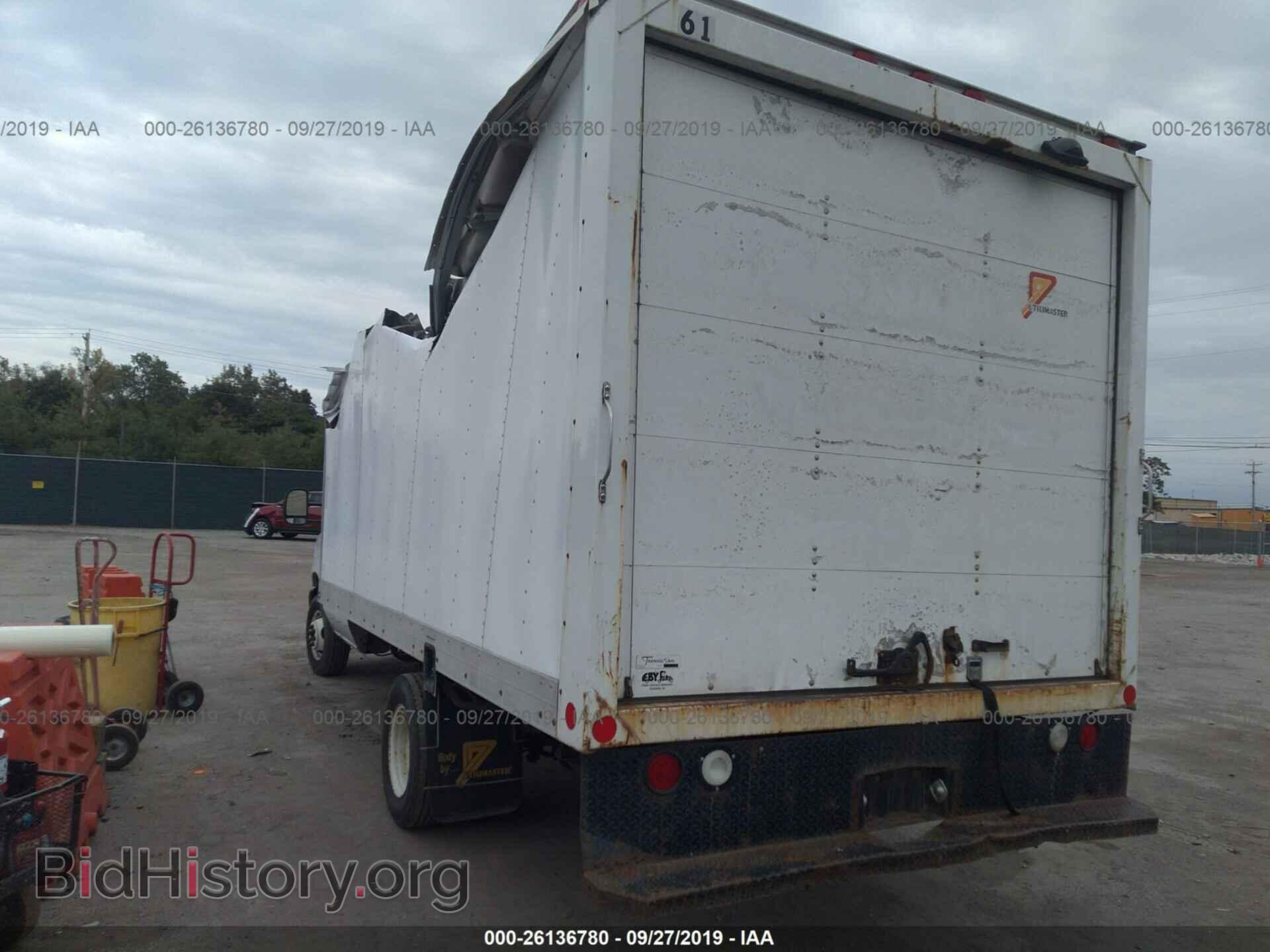 2010 FORD ECONOLINE - VIN: 1FDWE3FL5ADA03612 - Фото 3