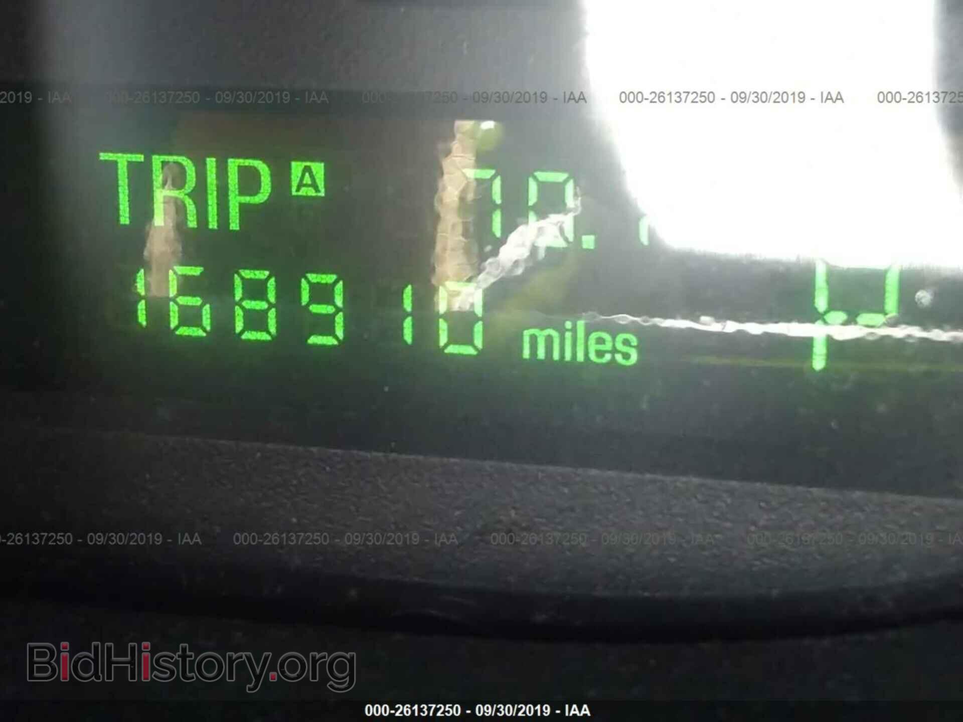 2000 LINCOLN LS - VIN: 1LNHM87A2YY817841 - Photo 7