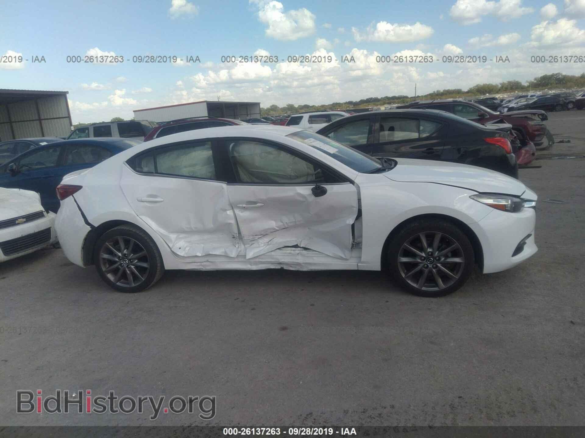 2018 MAZDA 3 - VIN: 3MZBN1V38JM209646 - Фото 6