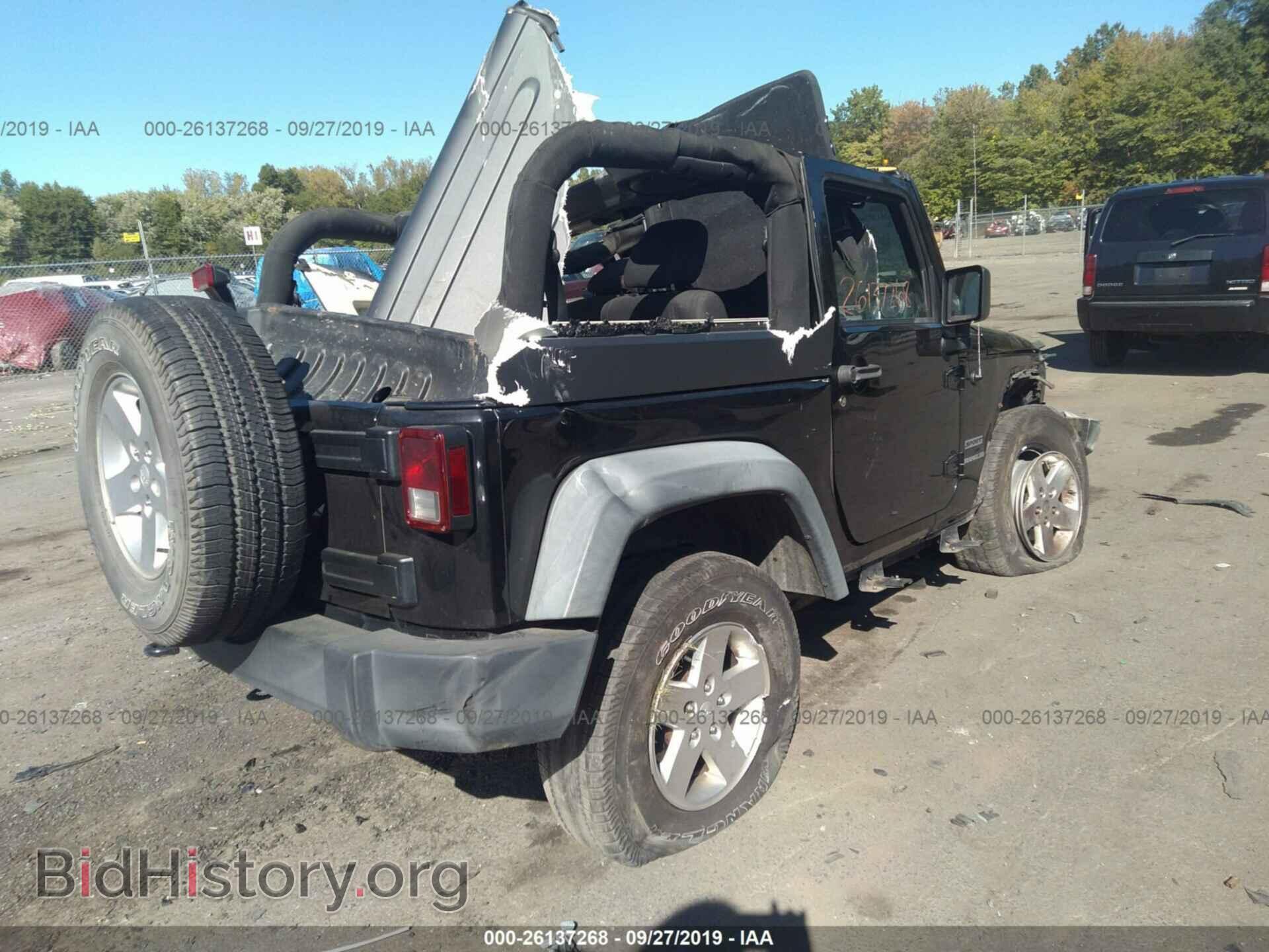 2011 JEEP WRANGLER - VIN: 1J4AA2D10BL598442 - Фото 4