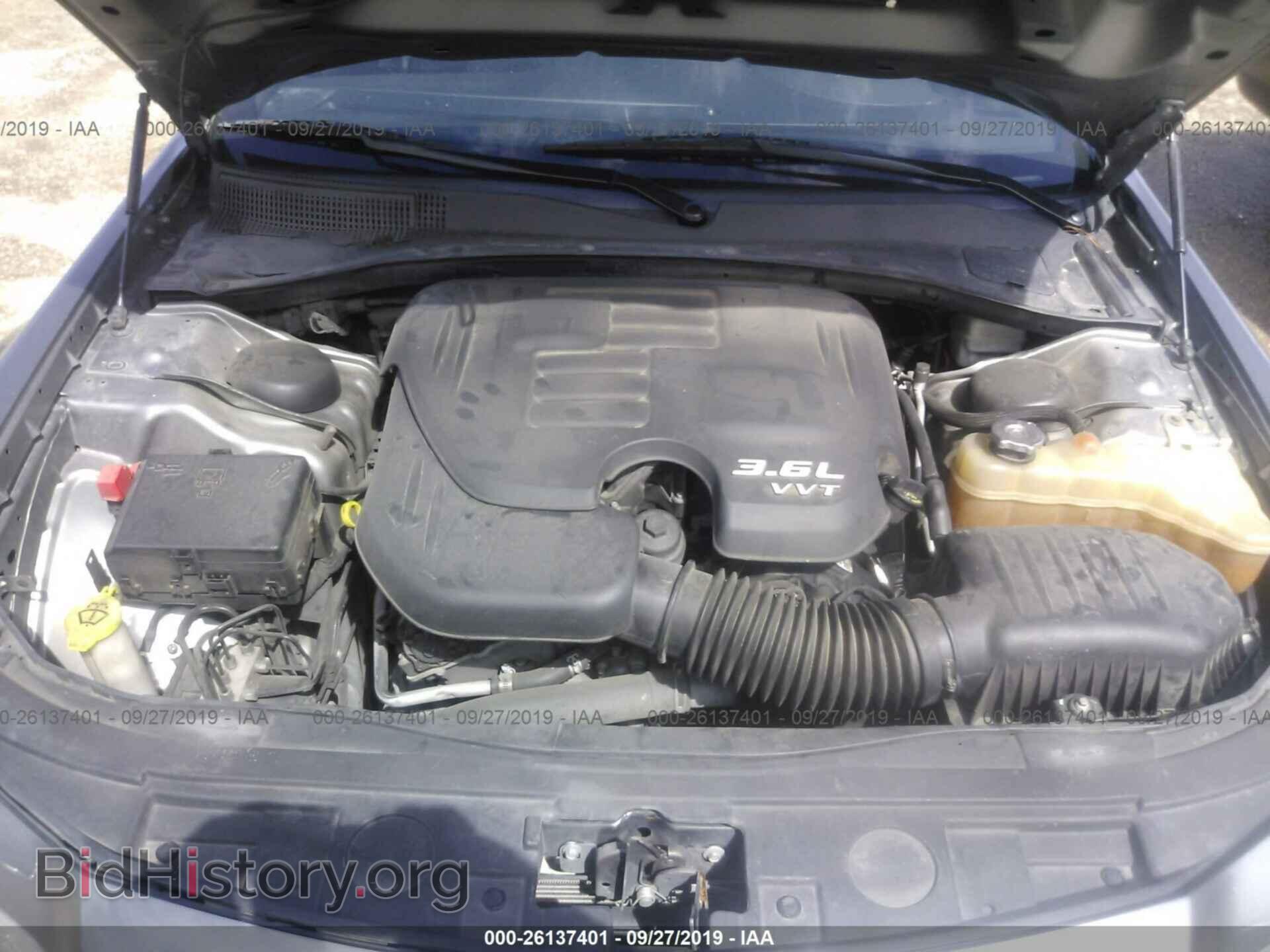 2012 CHRYSLER 300 - VIN: 2C3CCAAG0CH311602 - Фото 10