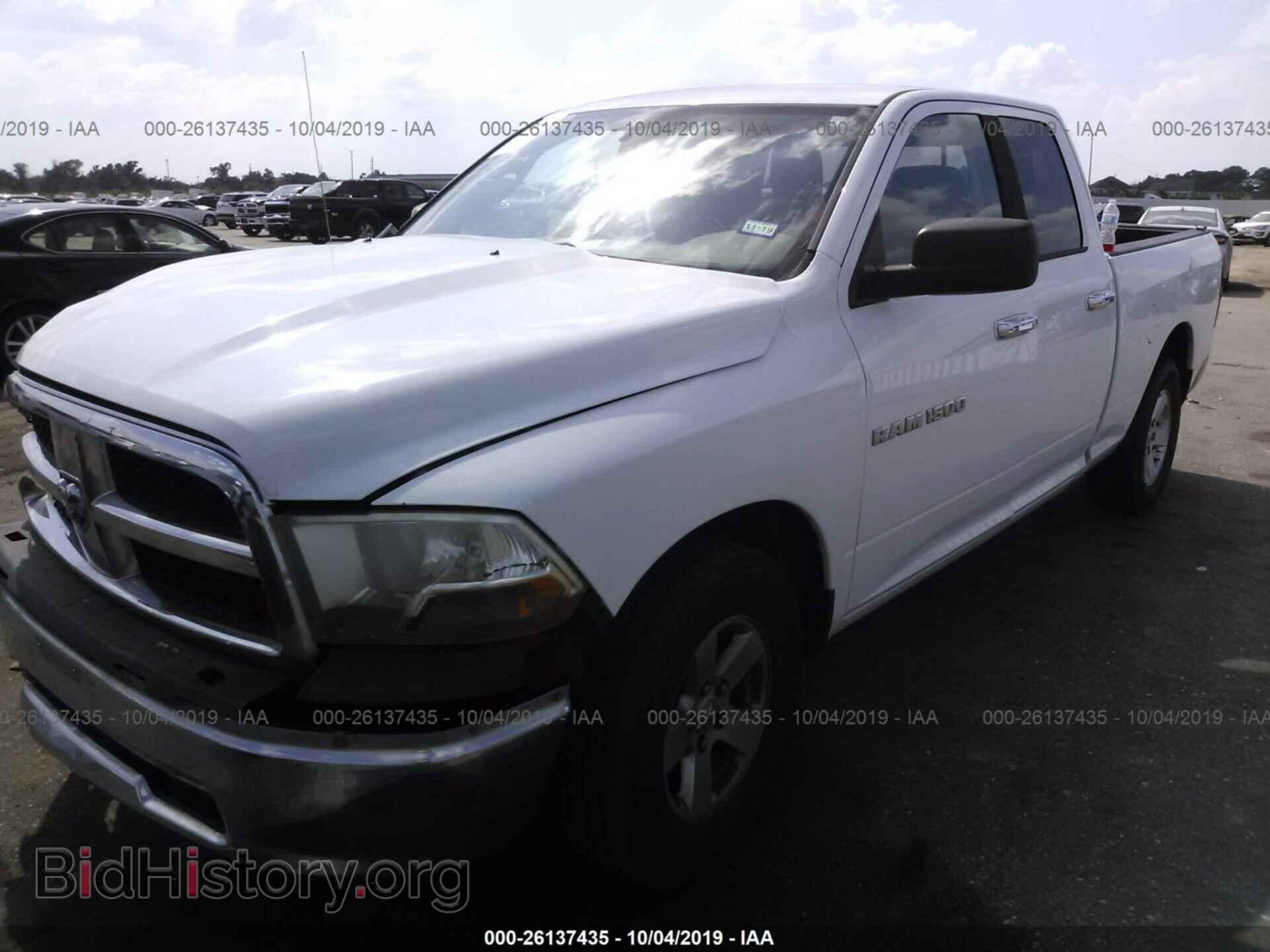 2011 DODGE RAM 1500 - VIN: 1D7RB1GP2BS614376 - Фото 2