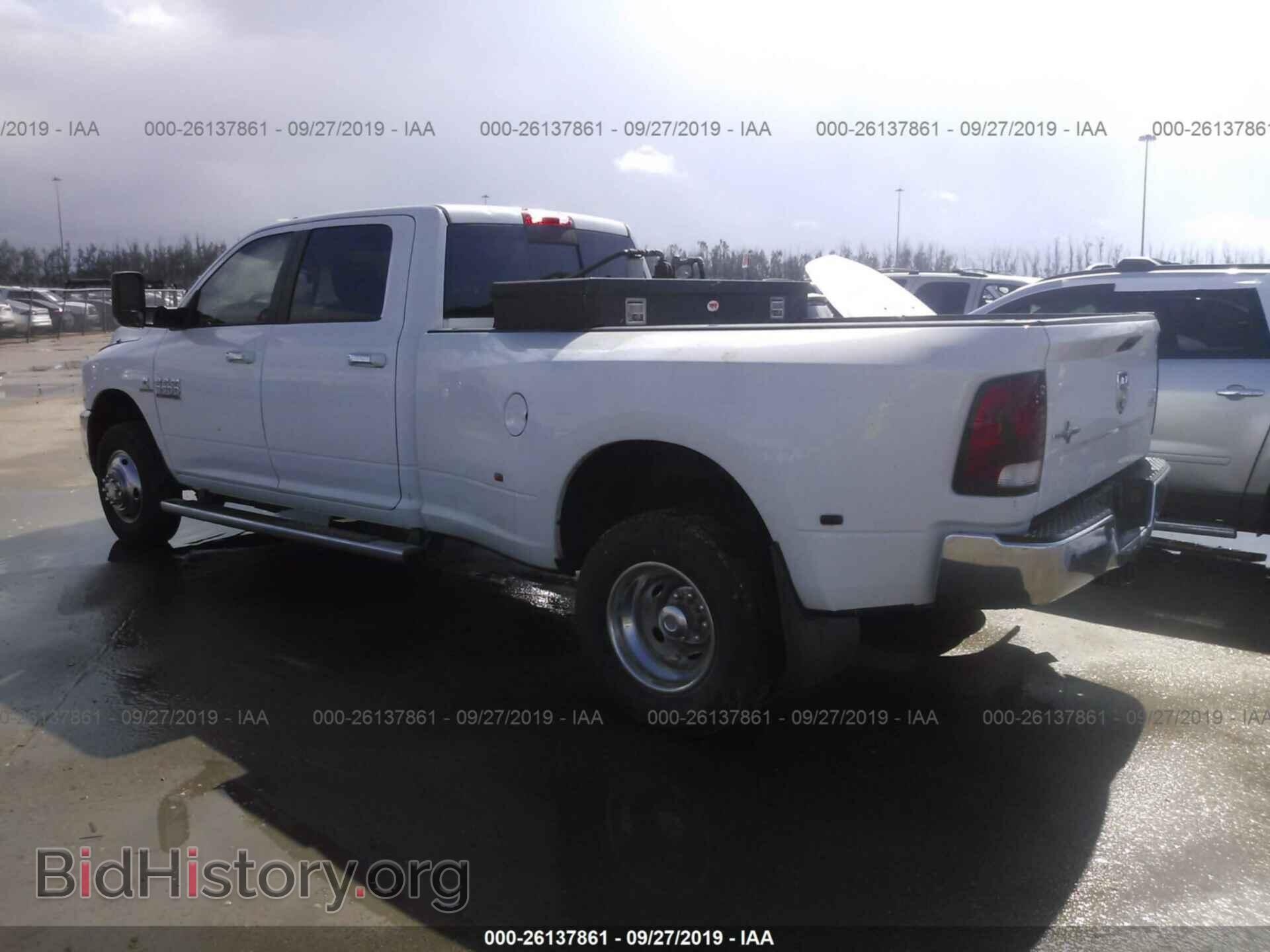 2015 RAM 3500 - VIN: 3C63RRHL8FG636344 - Фото 3
