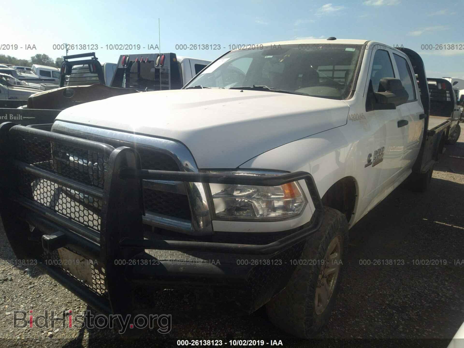 2017 RAM 2500 - VIN: 3C6UR5HL2HG758083 - Photo 2