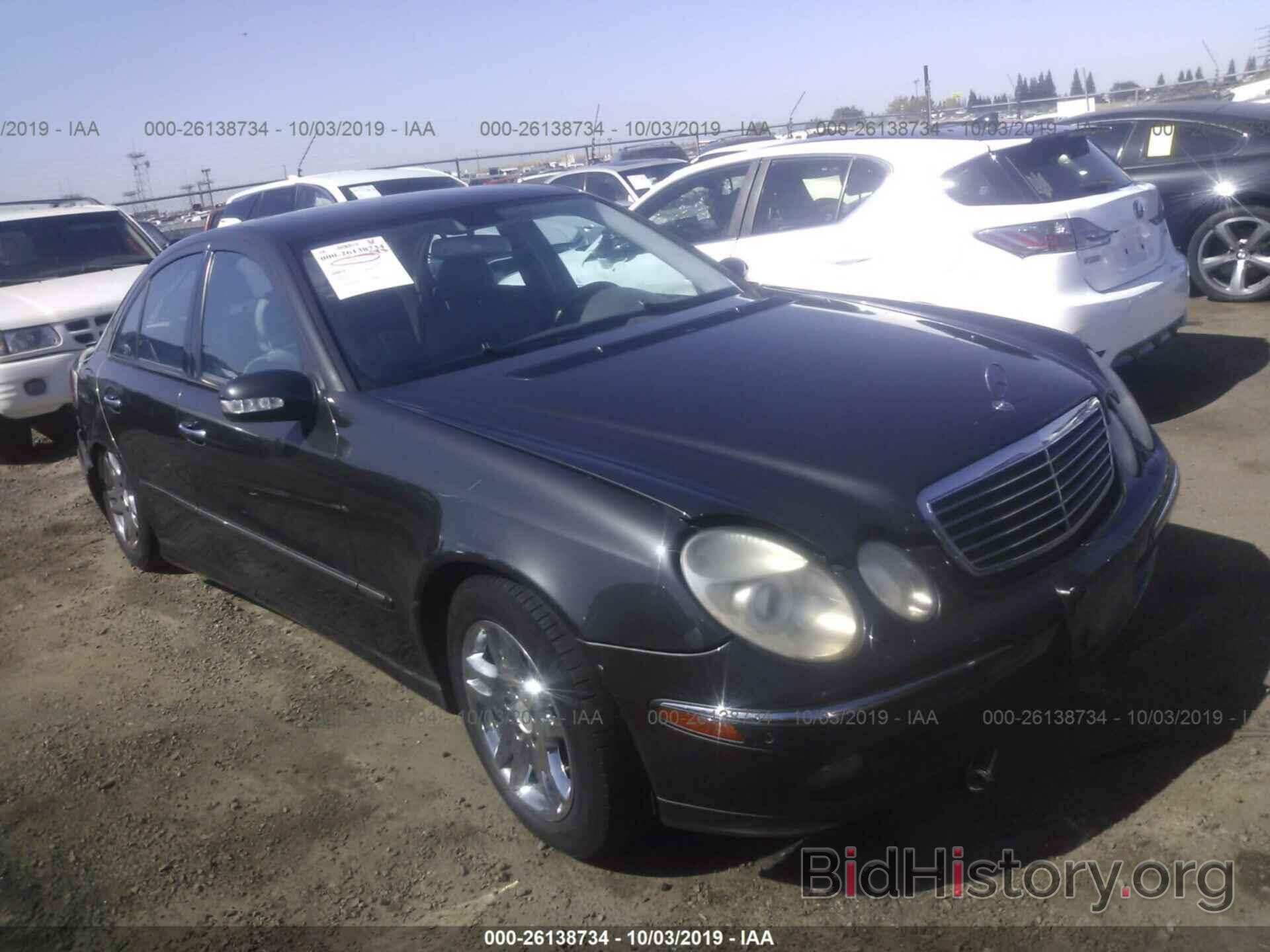 Photo WDBUF70J83A134687 - MERCEDES-BENZ E 2003