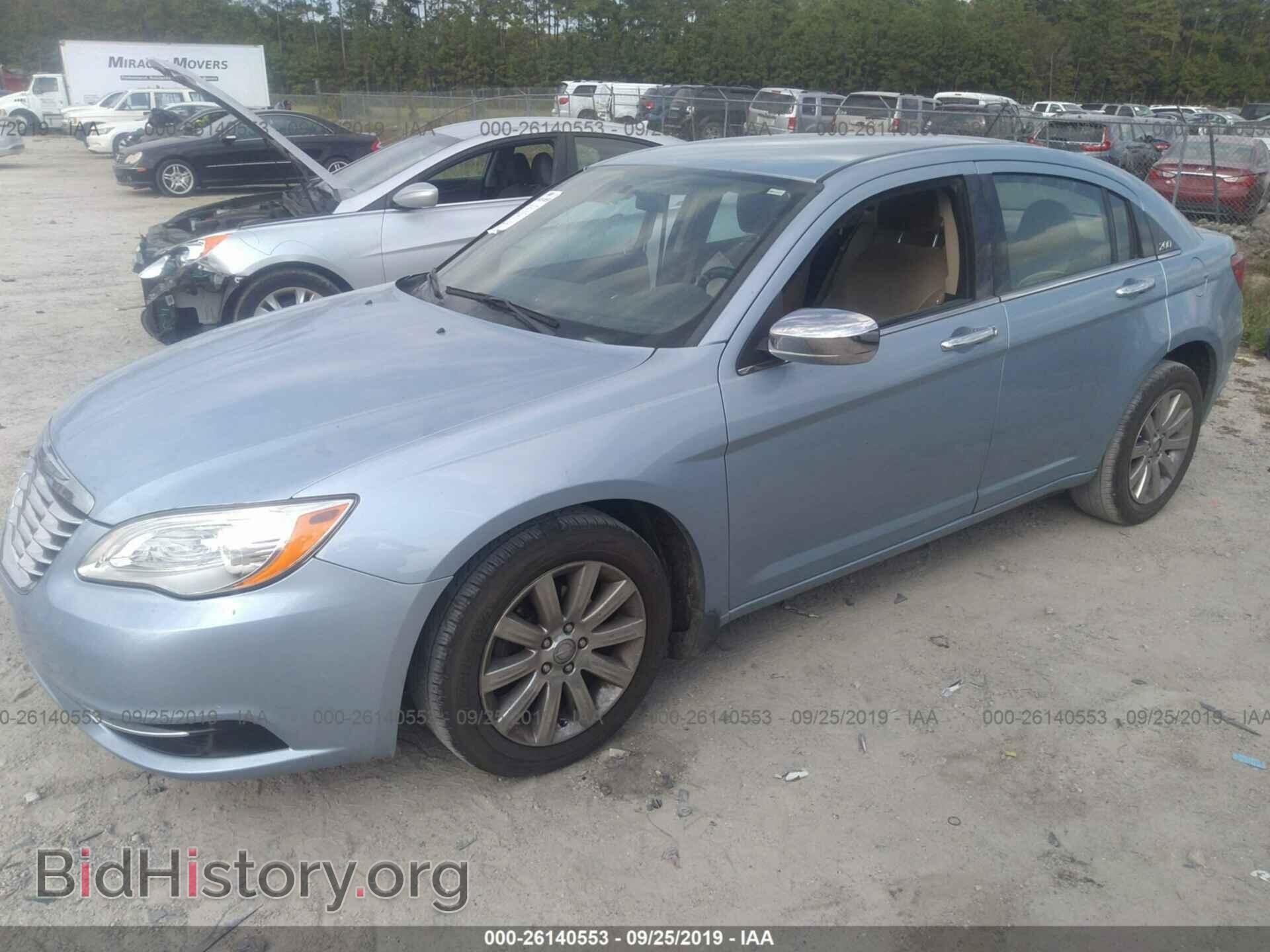2014 CHRYSLER 200 - VIN: 1C3CCBBB9EN120294 - Photo 2