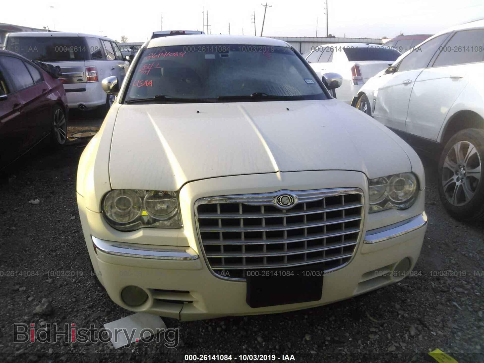 2006 CHRYSLER 300C - VIN: 2C3KA63HX6H290878 - Фото 6