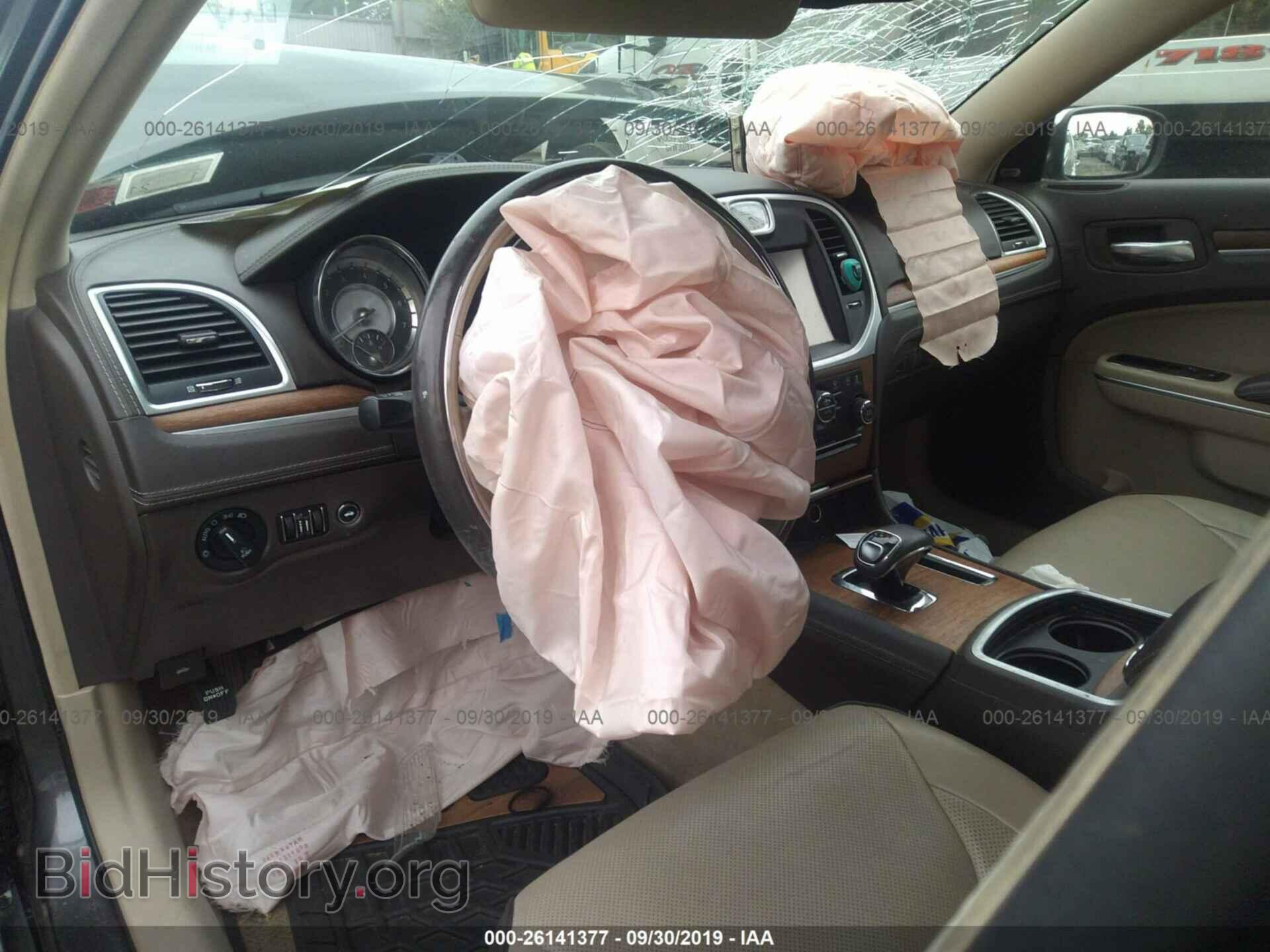 2013 CHRYSLER 300C - VIN: 2C3CCASG2DH576926 - Фото 5