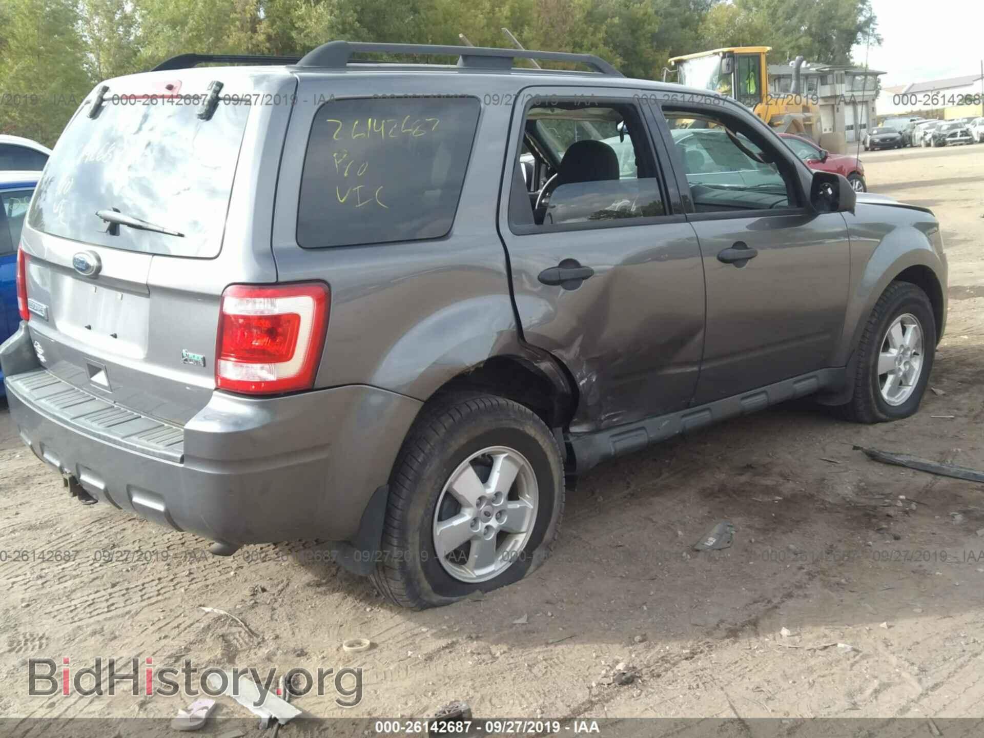 2011 FORD ESCAPE - VIN: 1FMCU0DG7BKA37073 - Photo 6