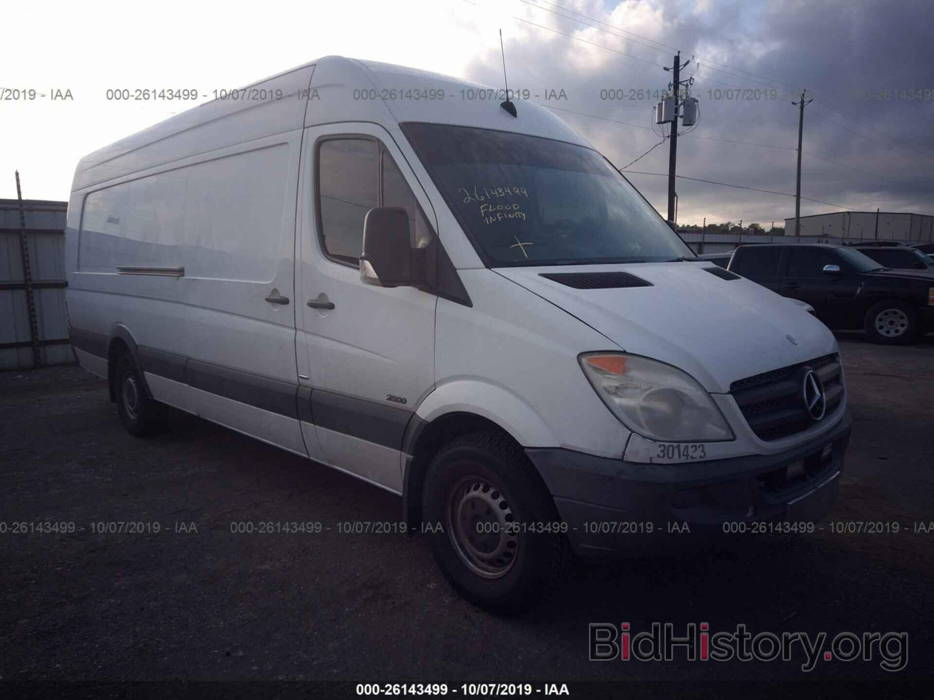 Photo WD3PE8CC5B5556793 - MERCEDES-BENZ SPRINTER 2011