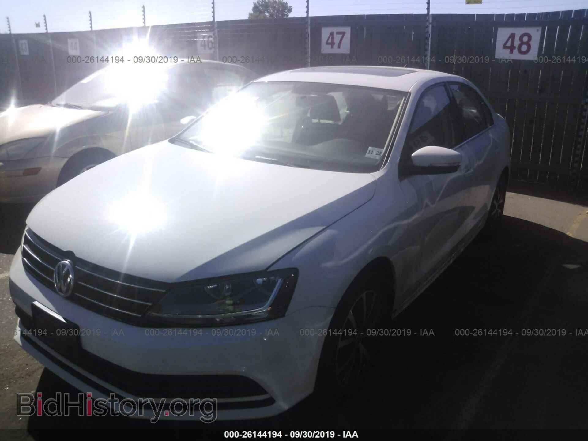 2017 VOLKSWAGEN JETTA - VIN: 3VWDB7AJ3HM397995 - Фото 2
