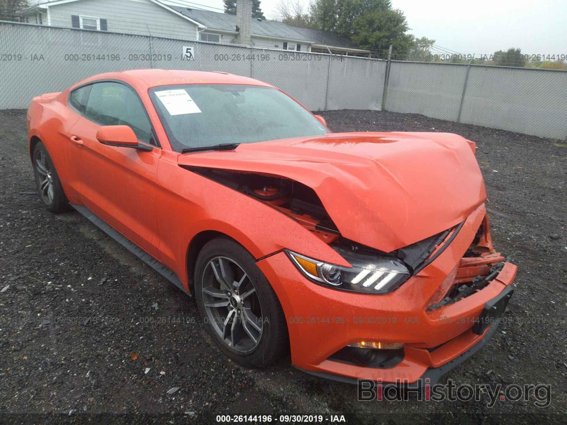 Photo 1FA6P8TH2G5332417 - FORD MUSTANG 2016