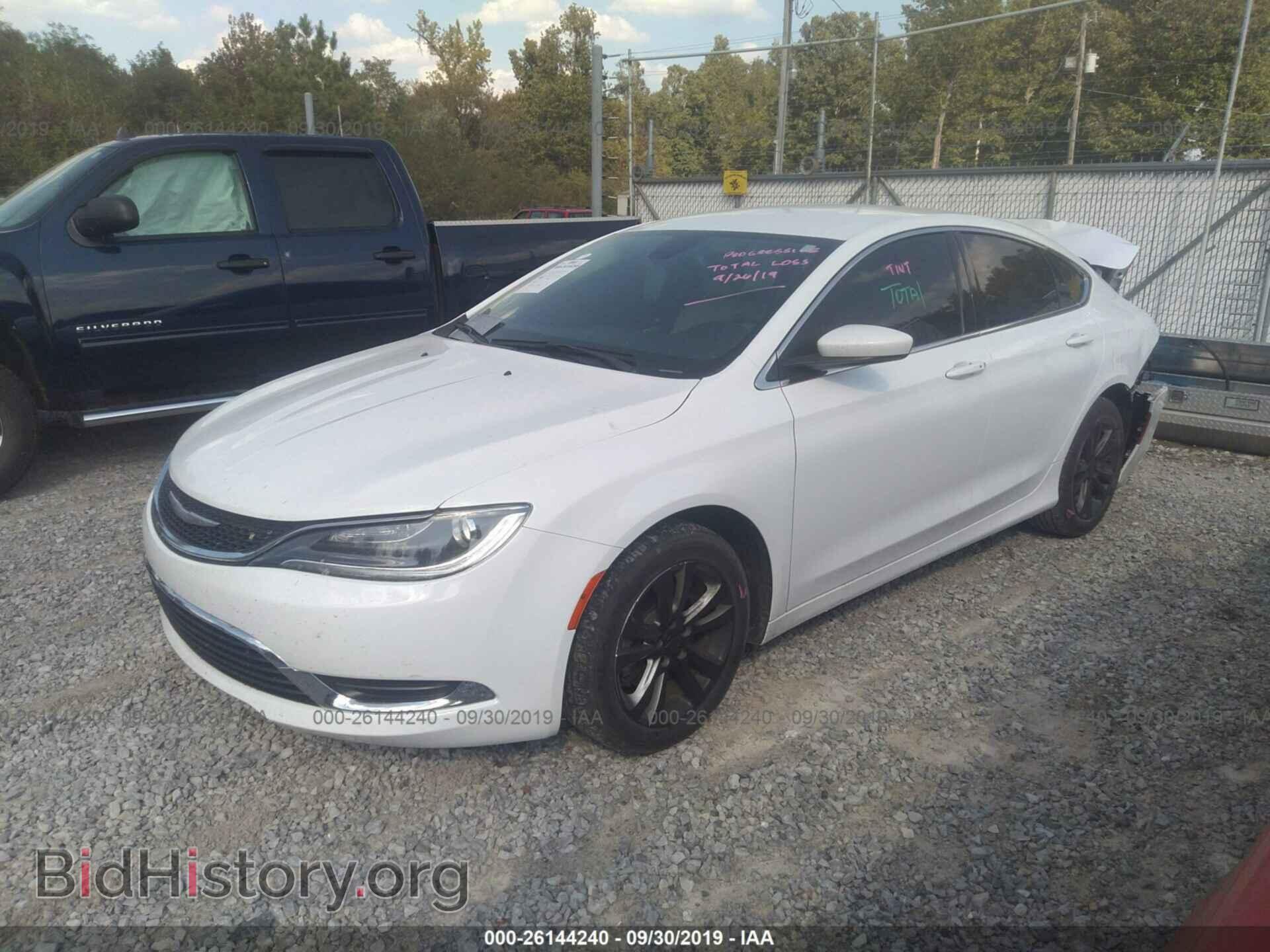 2015 CHRYSLER 200 - VIN: 1C3CCCAB1FN608020 - Photo 2