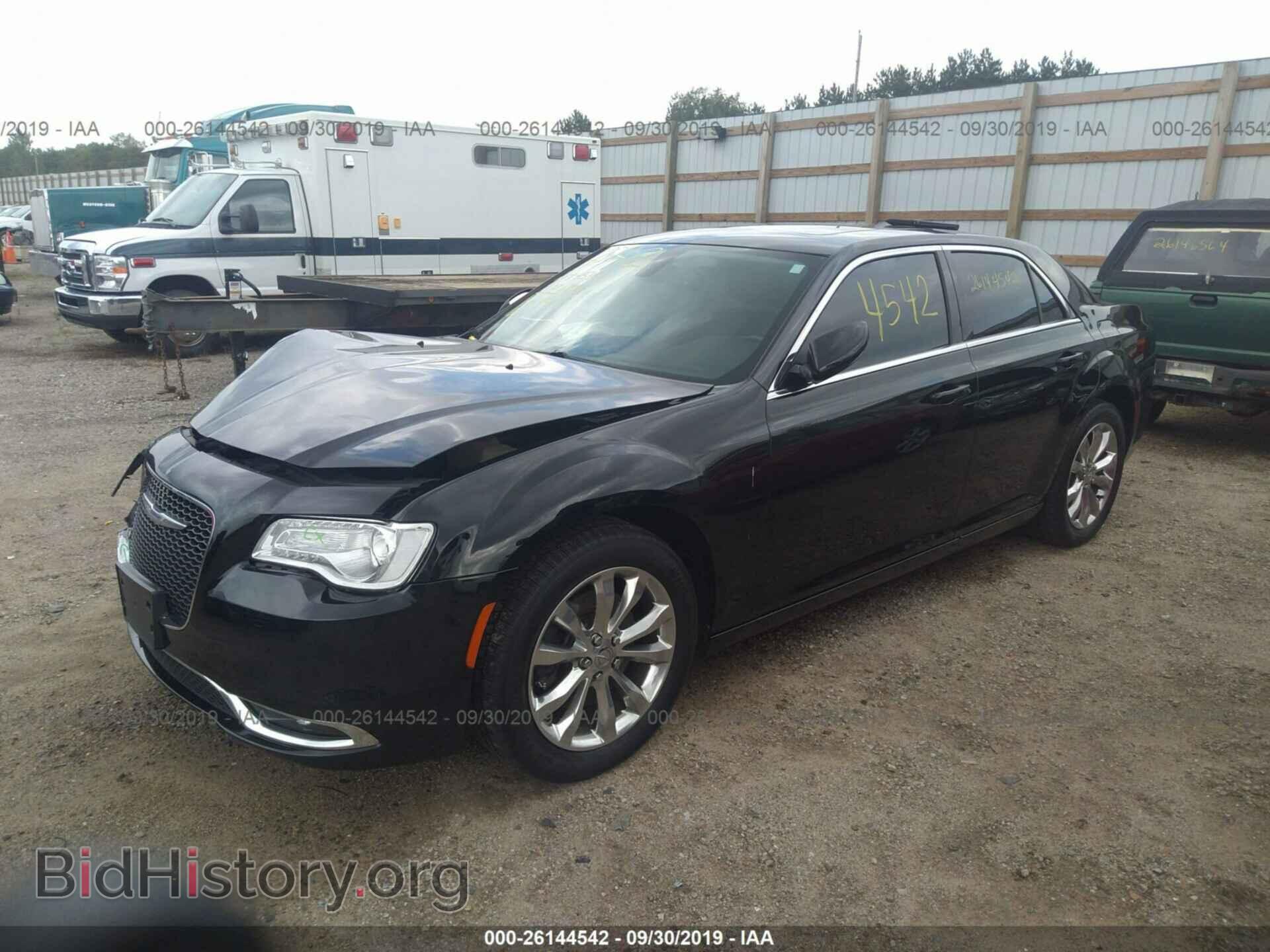 2016 CHRYSLER 300 - VIN: 2C3CCARG6GH119045 - Фото 2