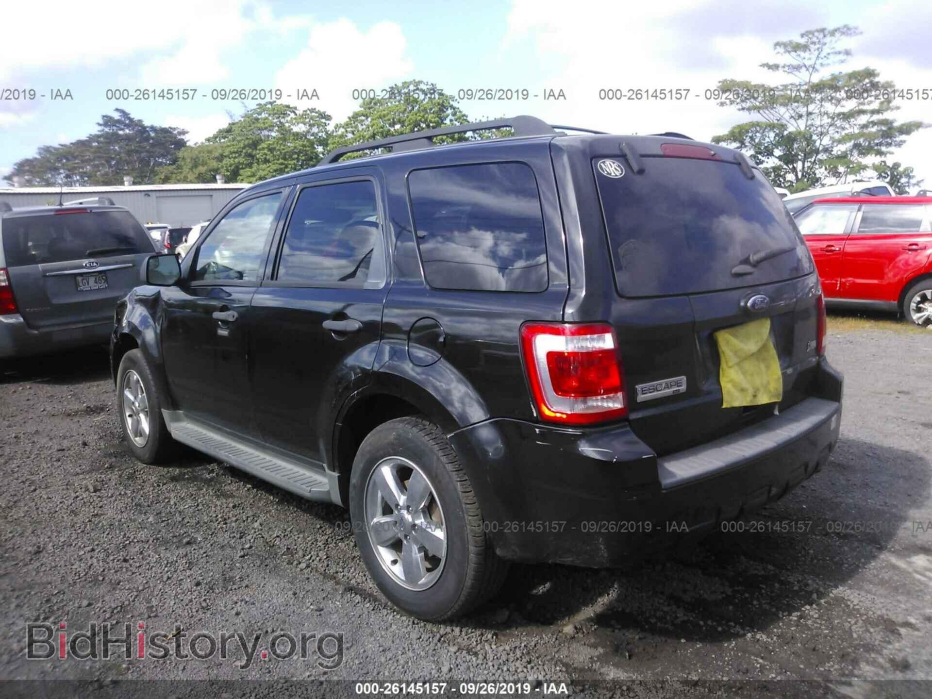2011 FORD ESCAPE - VIN: 1FMCU0DG5BKB91491 - Фото 3
