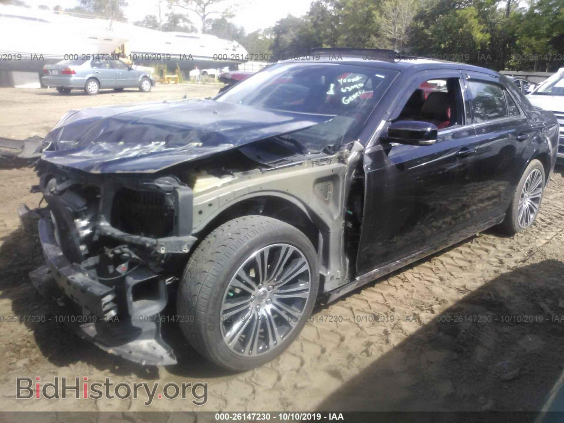 2013 CHRYSLER 300 - VIN: 2C3CCABG1DH507368 - Фото 2