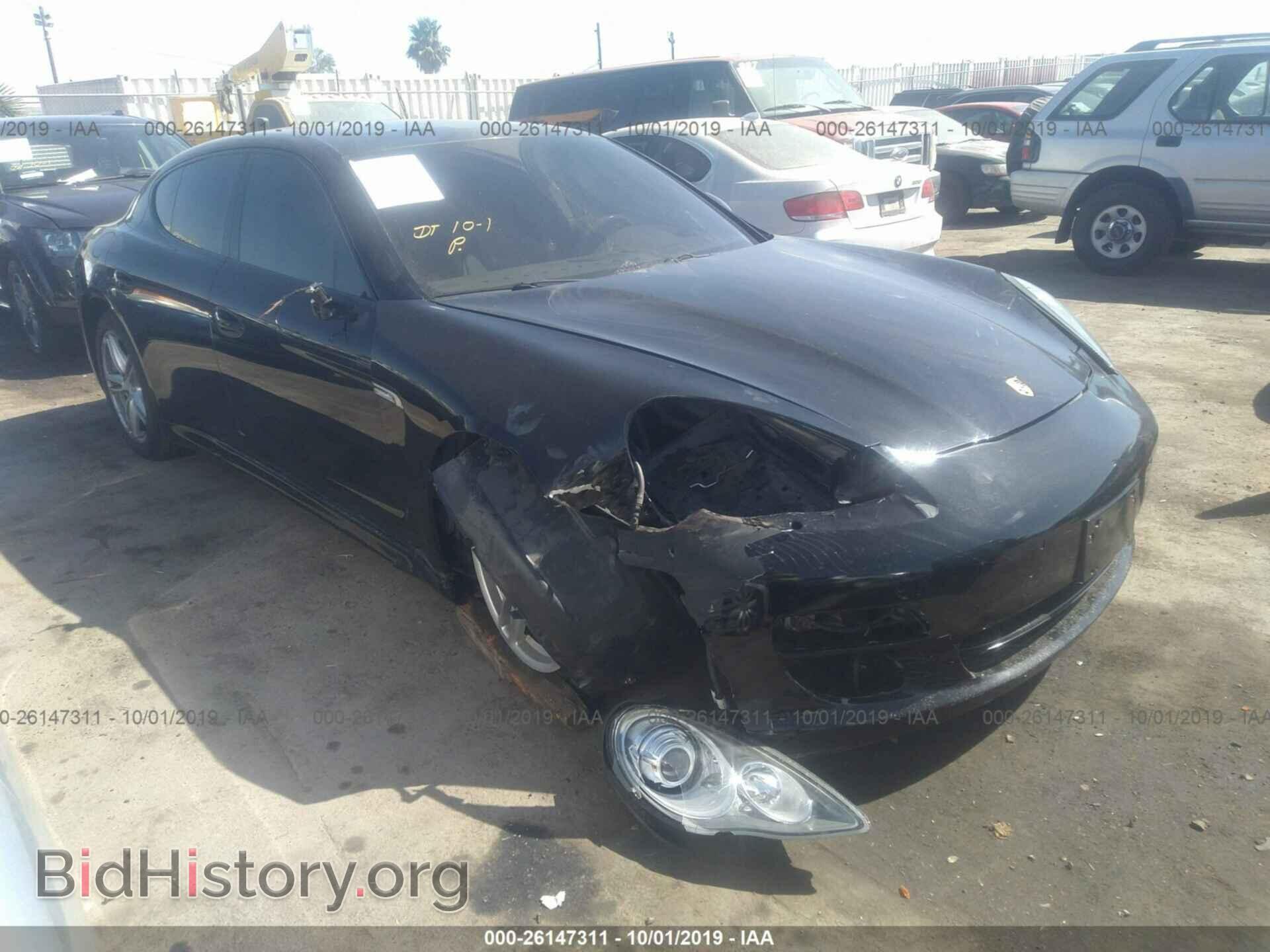 Photo WP0AA2A7XBL017706 - PORSCHE PANAMERA 2011