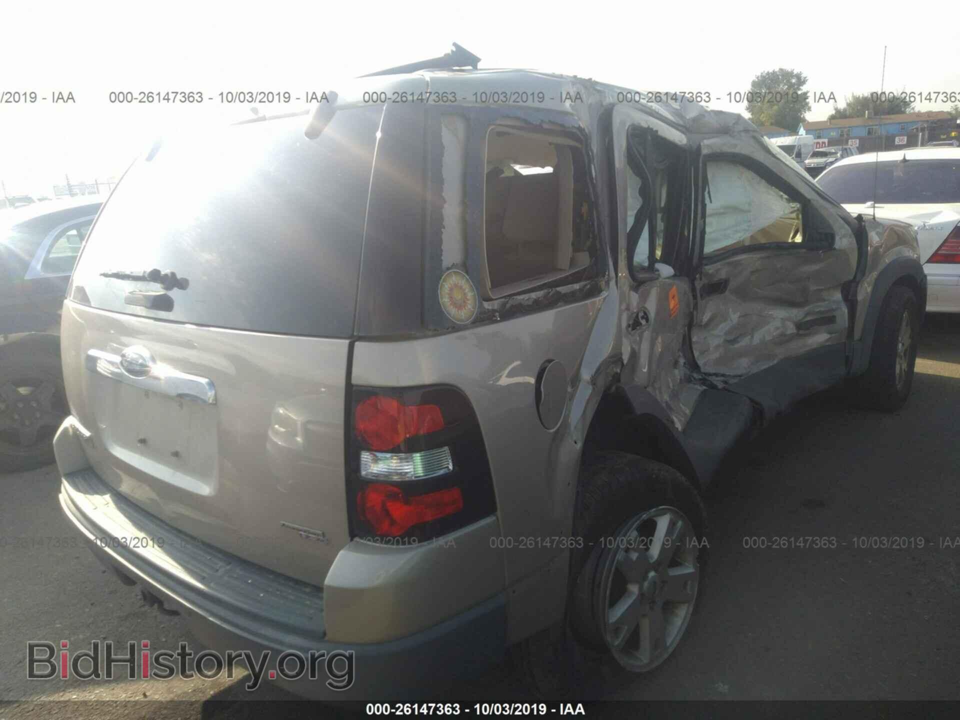 2006 FORD EXPLORER - VIN: 1FMEU73E66UA45449 - Photo 4