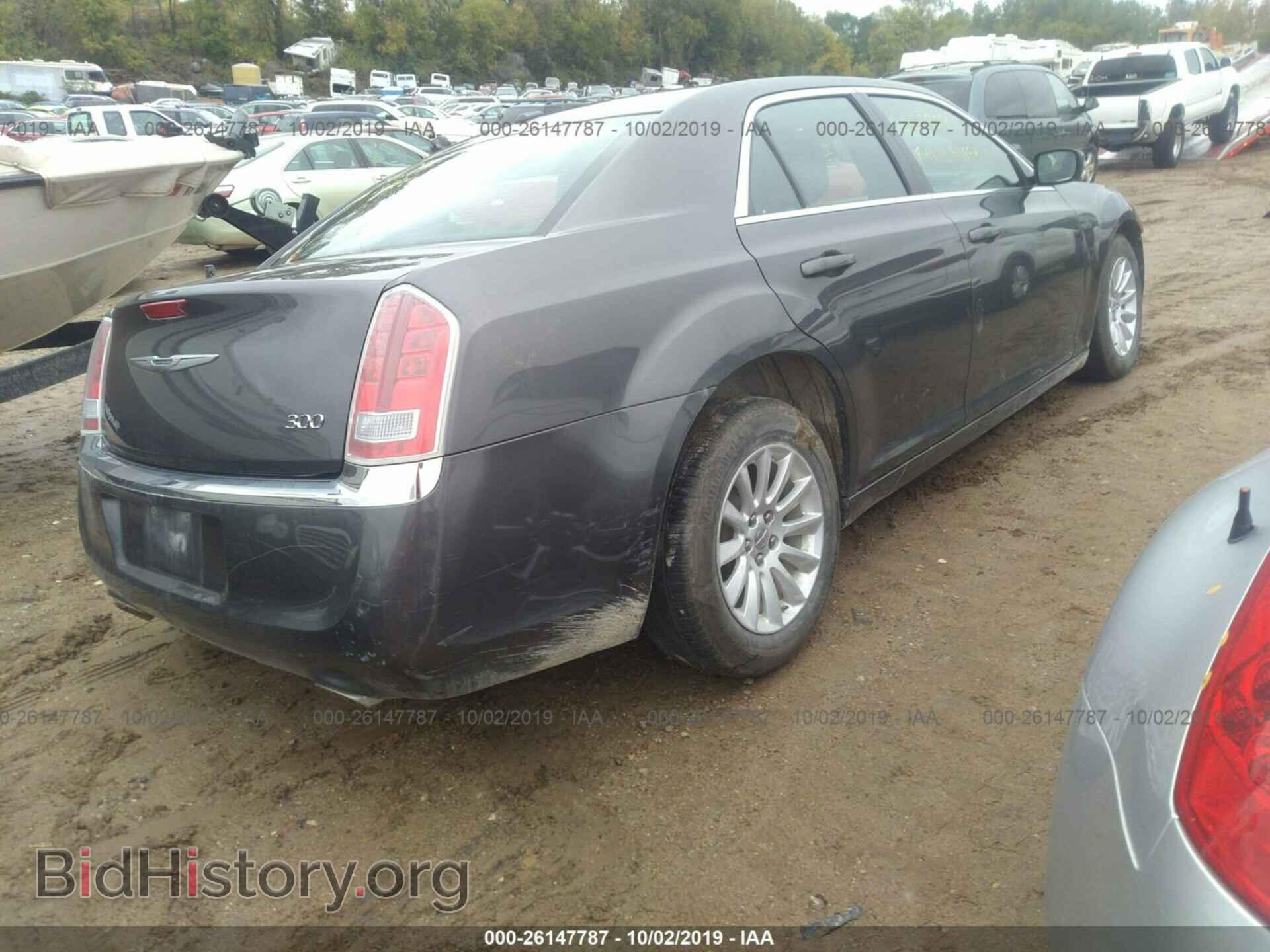2013 CHRYSLER 300 - VIN: 2C3CCAAG5DH659252 - Photo 4