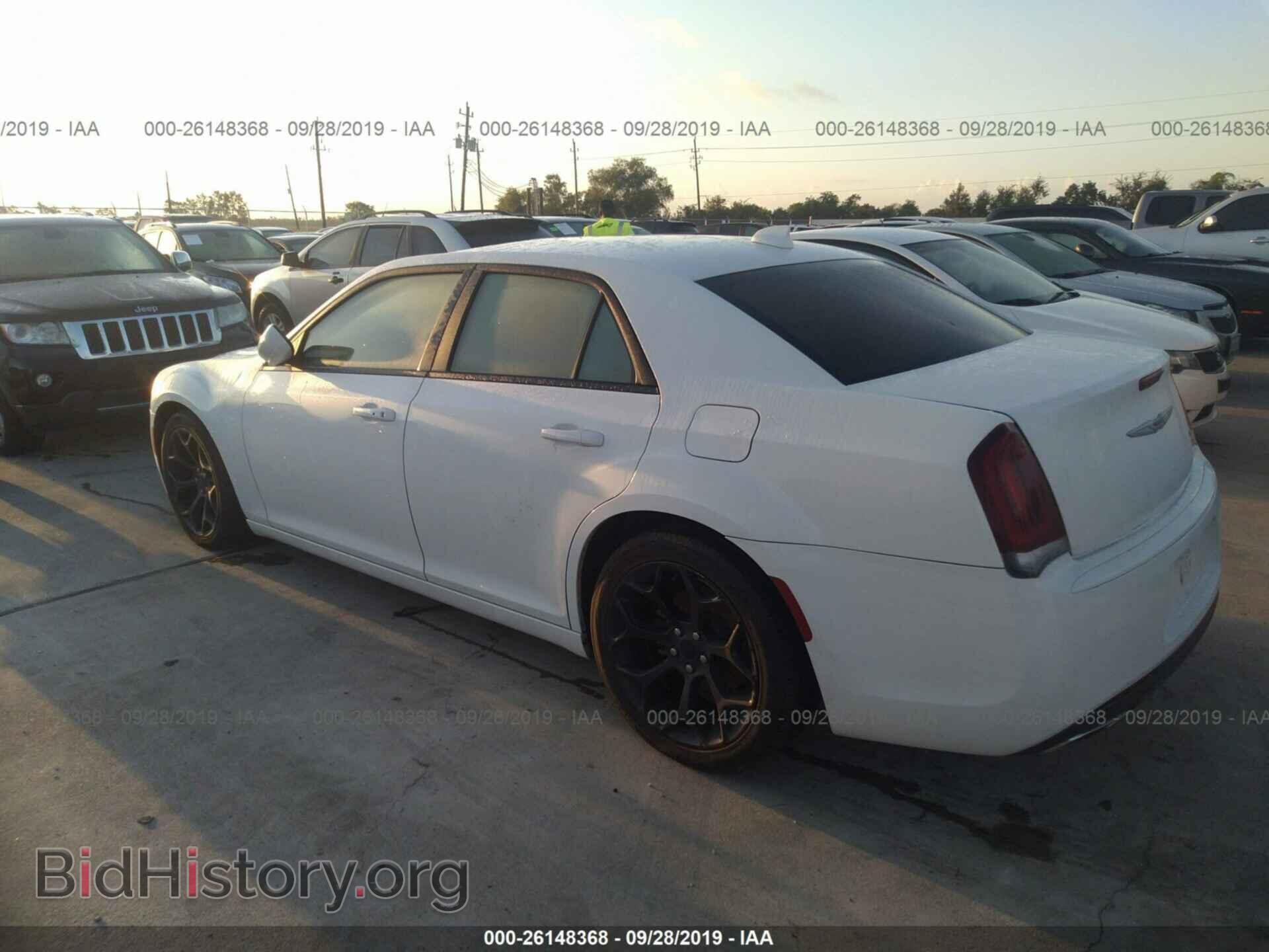 2015 CHRYSLER 300 - VIN: 2C3CCABG4FH932098 - Photo 3