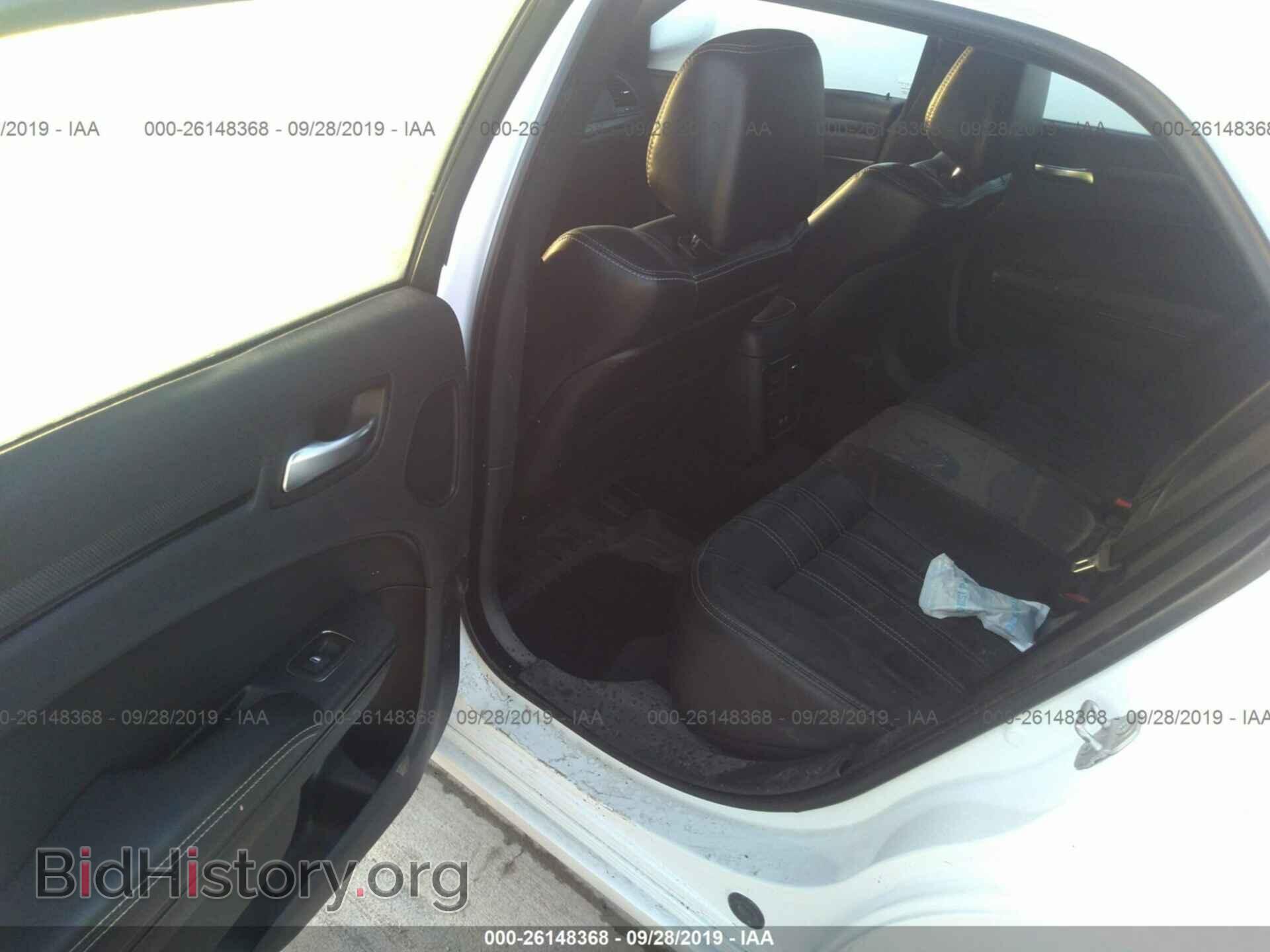2015 CHRYSLER 300 - VIN: 2C3CCABG4FH932098 - Photo 8