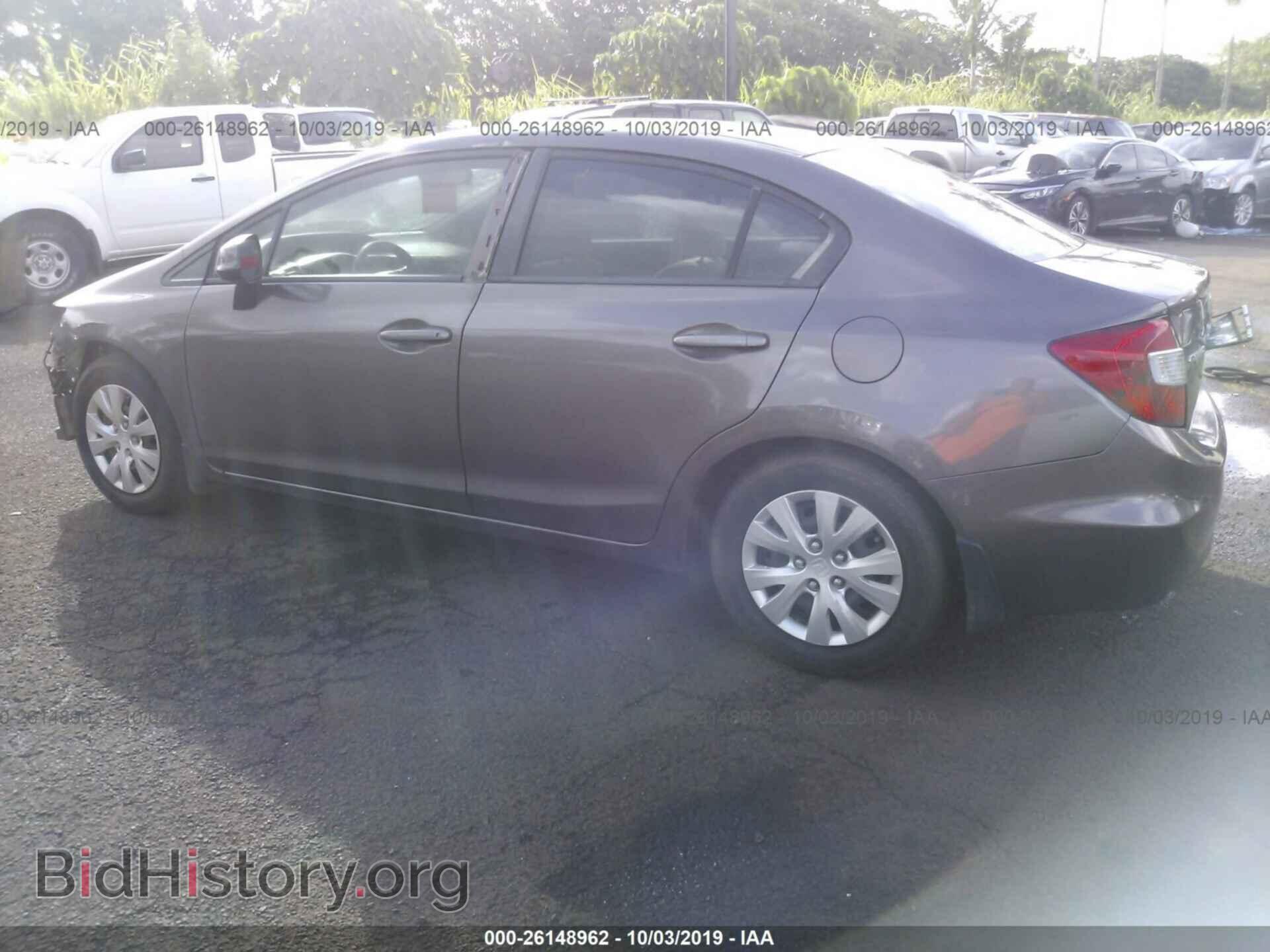 2012 HONDA CIVIC - VIN: 2HGFB2F56CH518151 - Фото 3