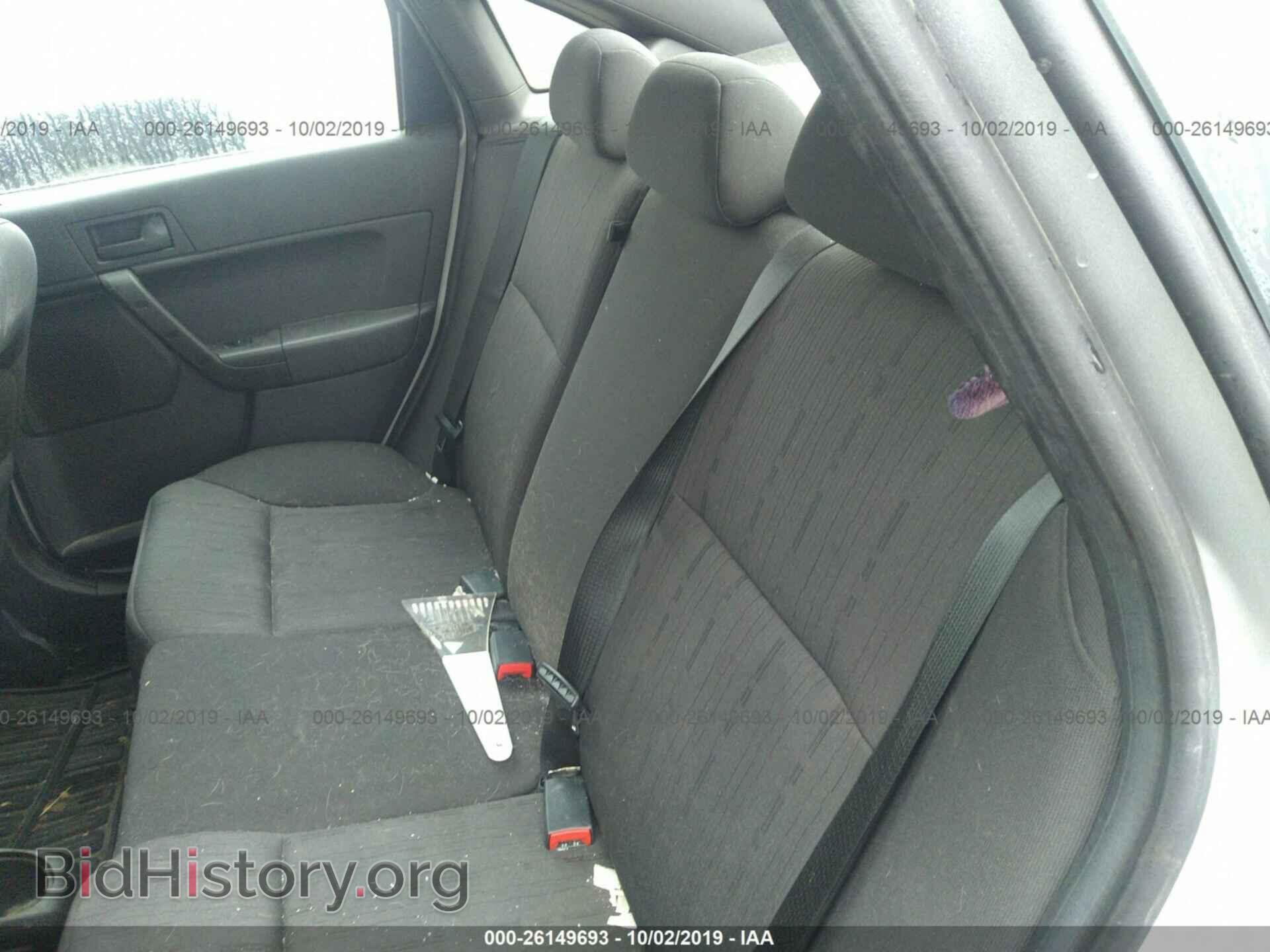 2011 FORD FOCUS - VIN: 1FAHP3FN4BW110848 - Фото 8