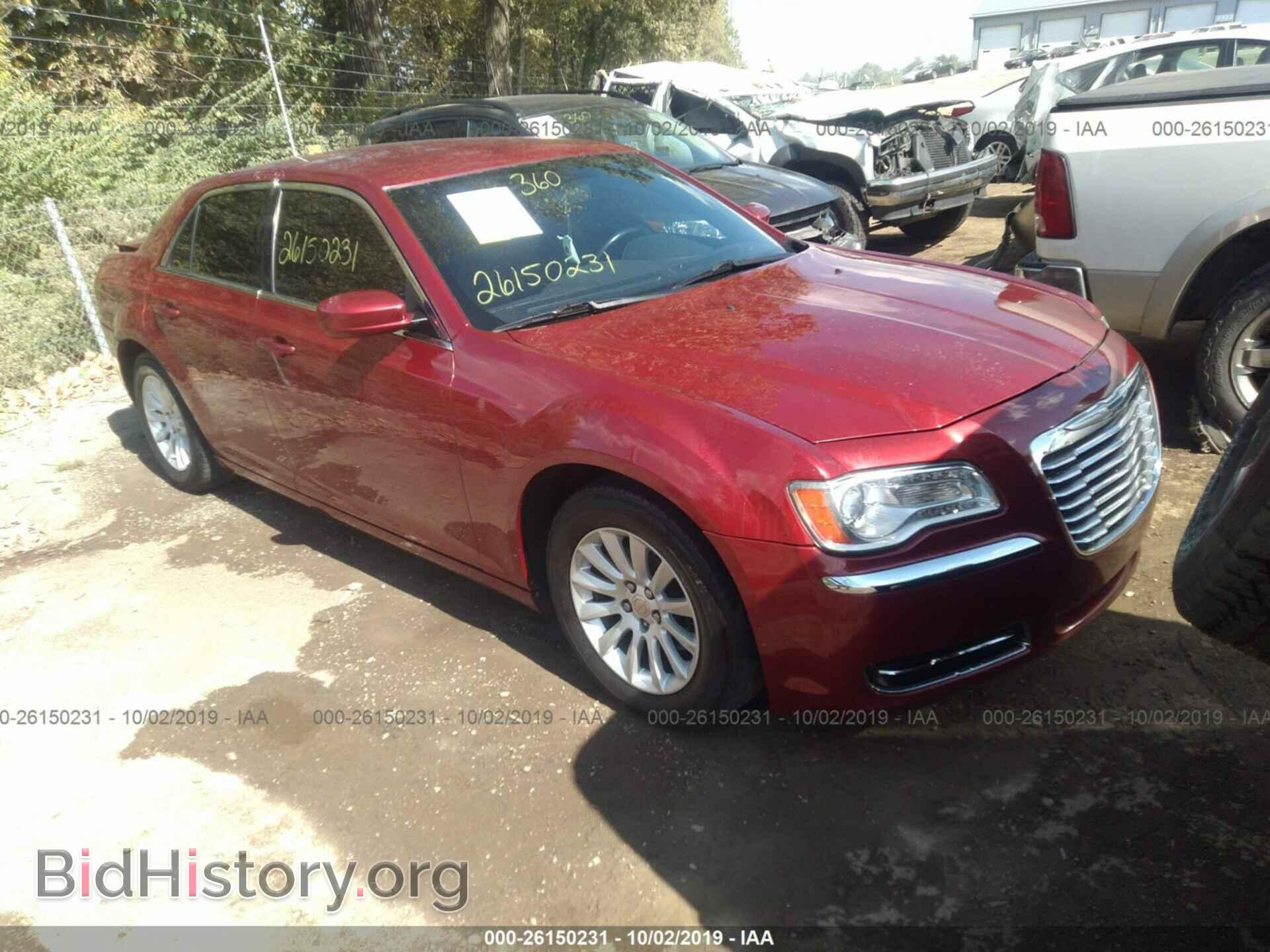 Фотография 2C3CCAAG8CH132885 - CHRYSLER 300 2012