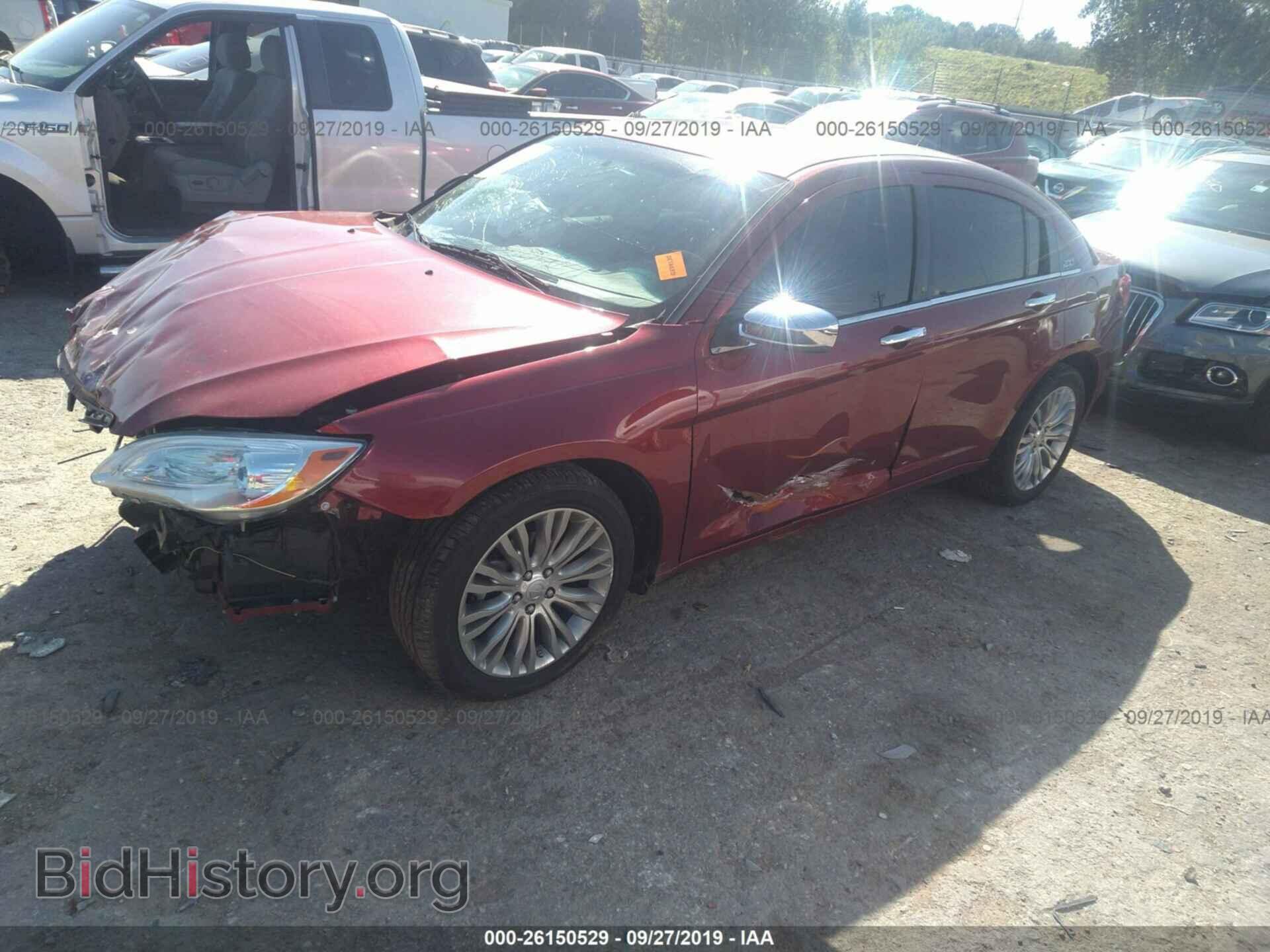 2012 CHRYSLER 200 - VIN: 1C3CCBCG9CN221973 - Фото 2