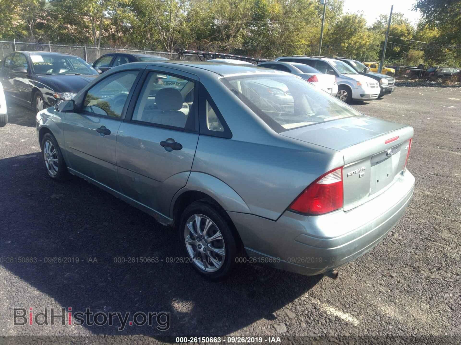 2005 FORD FOCUS - VIN: 1FAFP34N95W265555 - Фото 3