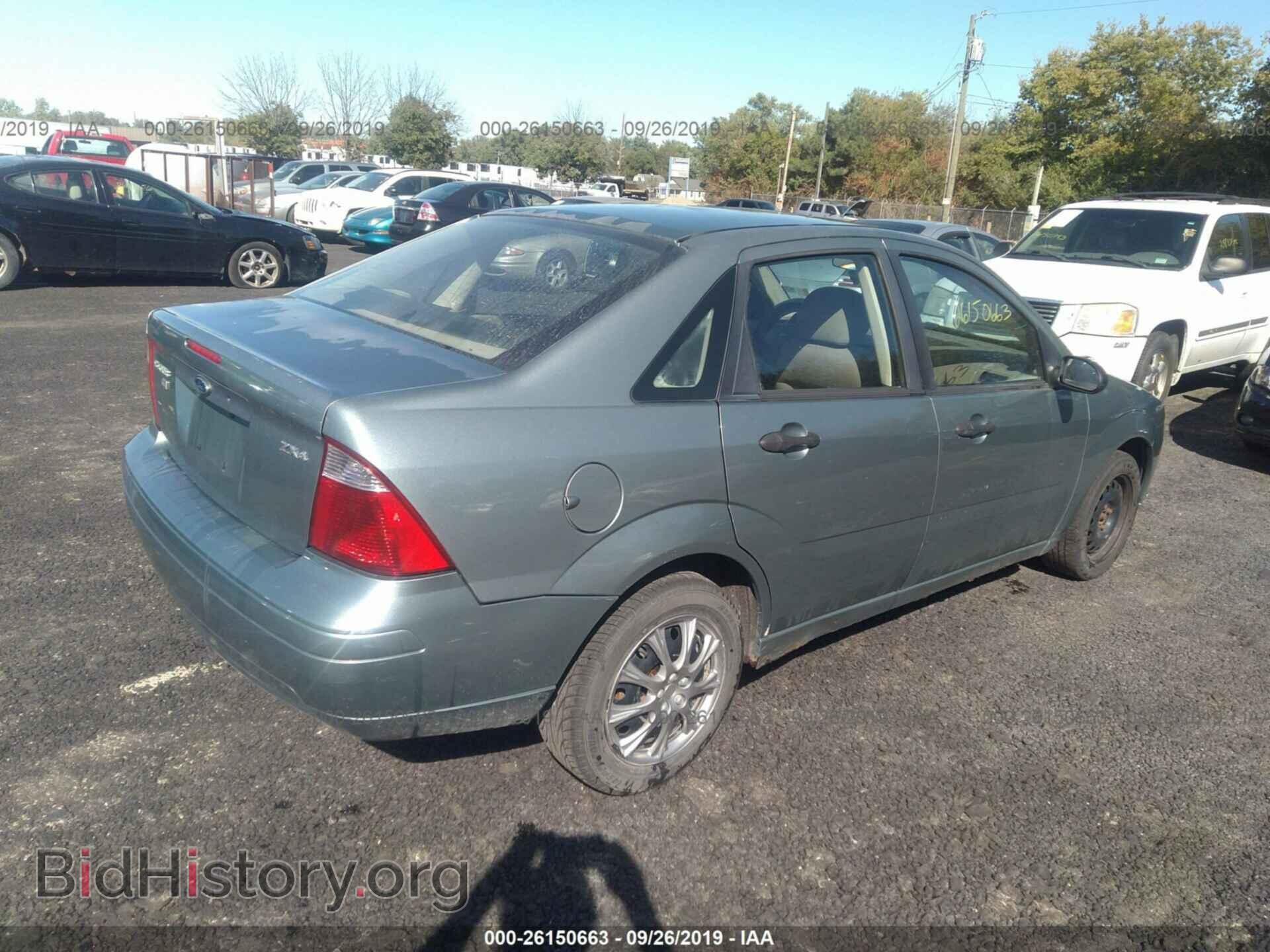 2005 FORD FOCUS - VIN: 1FAFP34N95W265555 - Фото 4