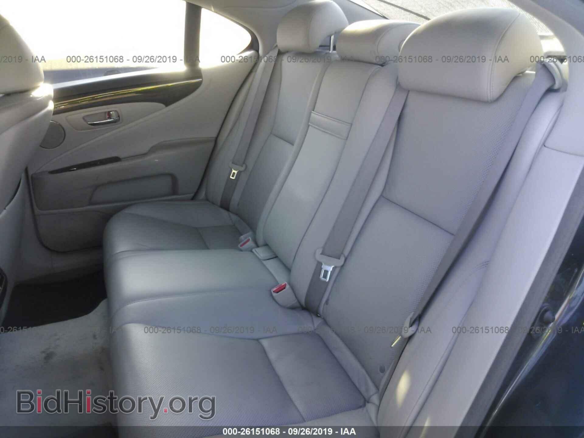 2007 LEXUS LS - VIN: JTHBL46F575047524 - Photo 8