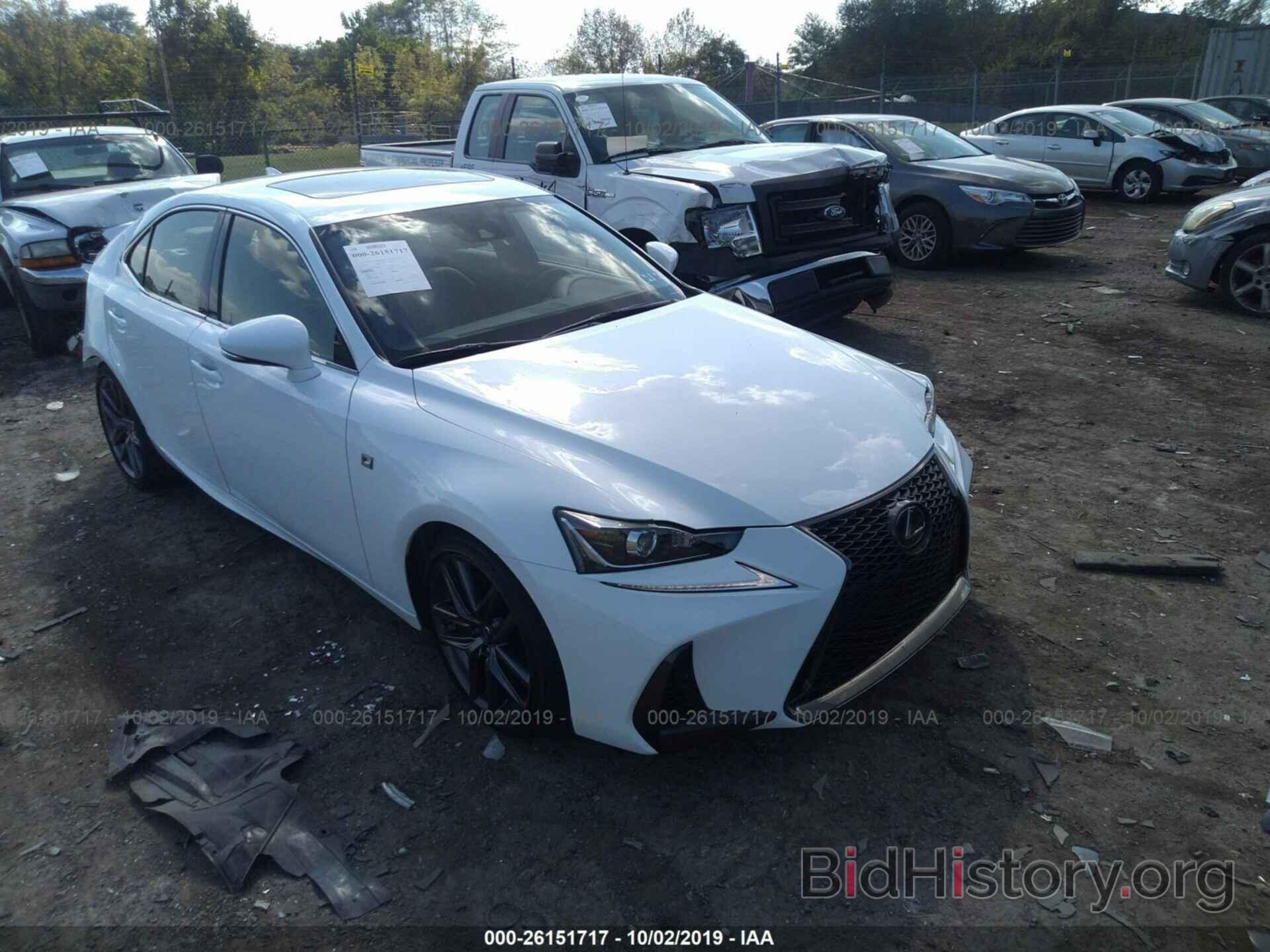 Фотография JTHC81D20J5031954 - LEXUS IS 2018