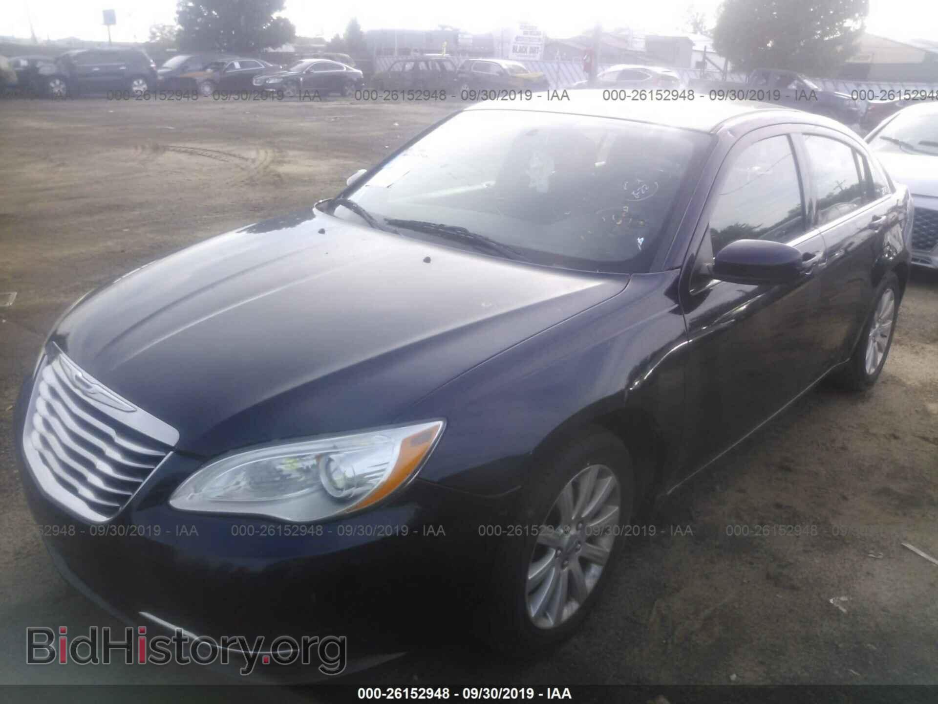 2013 CHRYSLER 200 - VIN: 1C3CCBBB9DN744739 - Фото 2