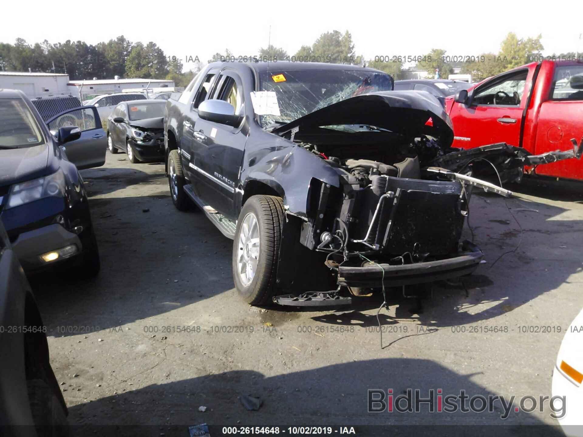 Photo 3GNVKGE01AG129273 - CHEVROLET AVALANCHE 2010