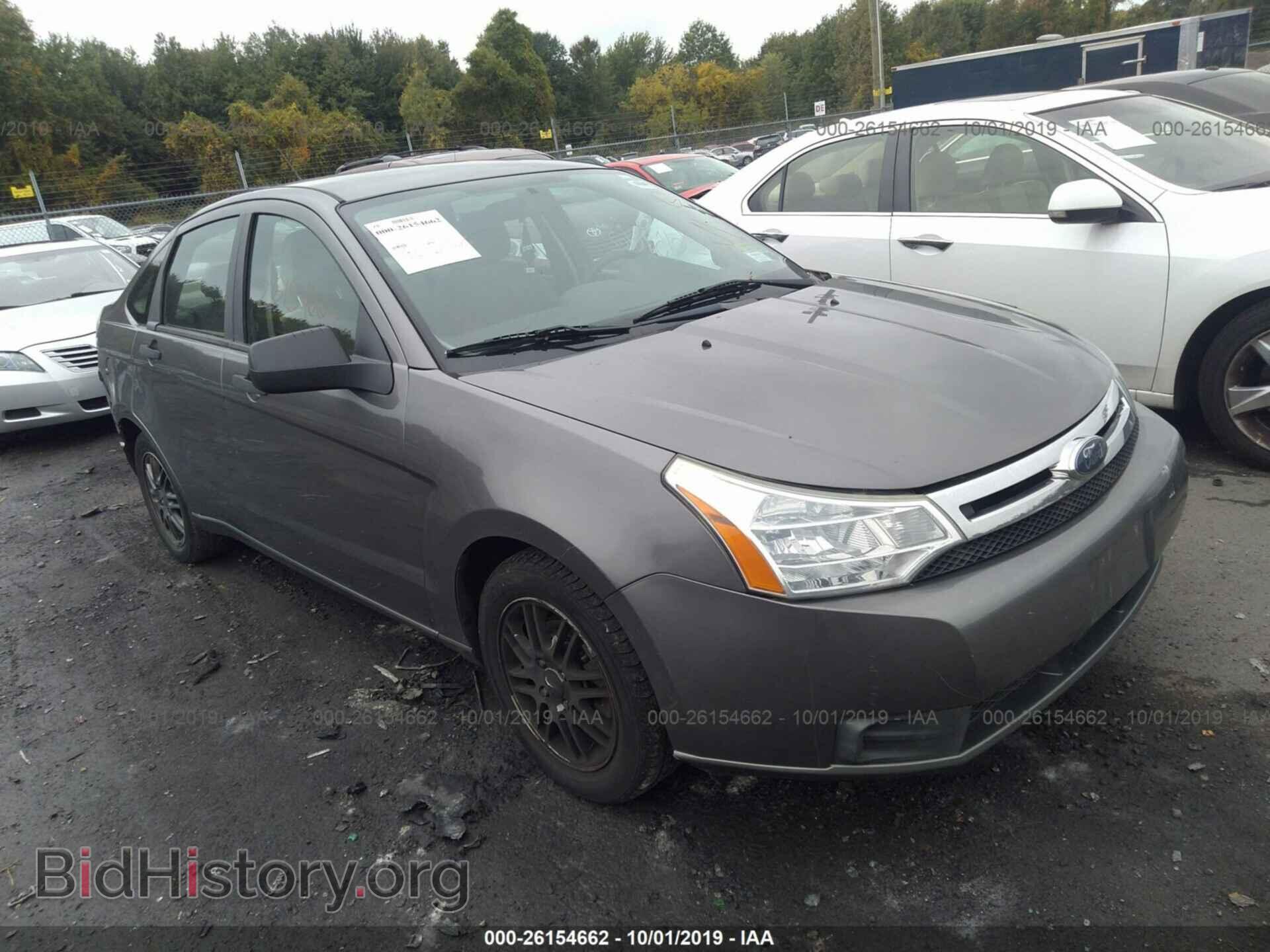 Photo 1FAHP35N09W172033 - FORD FOCUS 2009