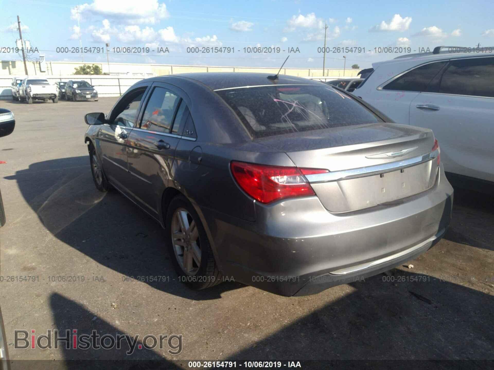 2013 CHRYSLER 200 - VIN: 1C3CCBBB7DN635681 - Фото 3